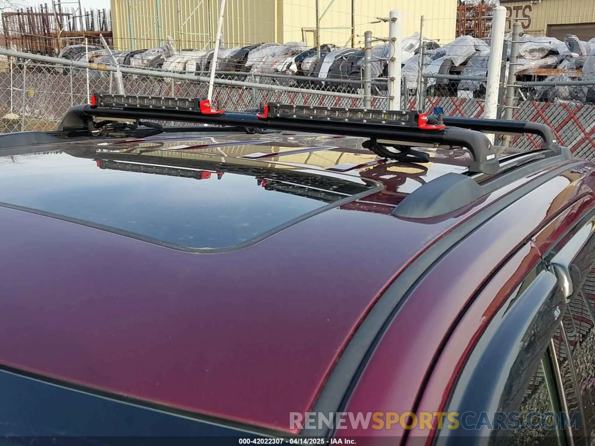 13 Photograph of a damaged car 1C4RJFLG3KC590342 JEEP GRAND CHEROKEE 2019