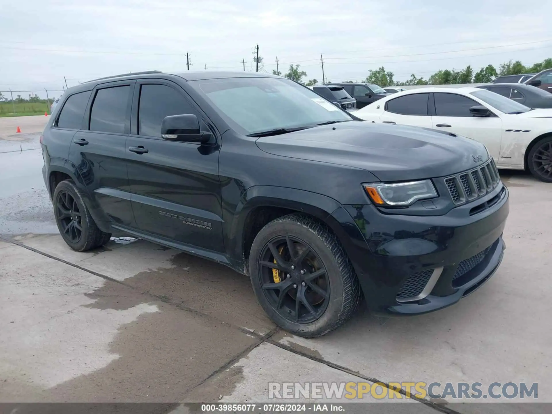 1 Photograph of a damaged car 1C4RJFN98KC740508 JEEP GRAND CHEROKEE 2019