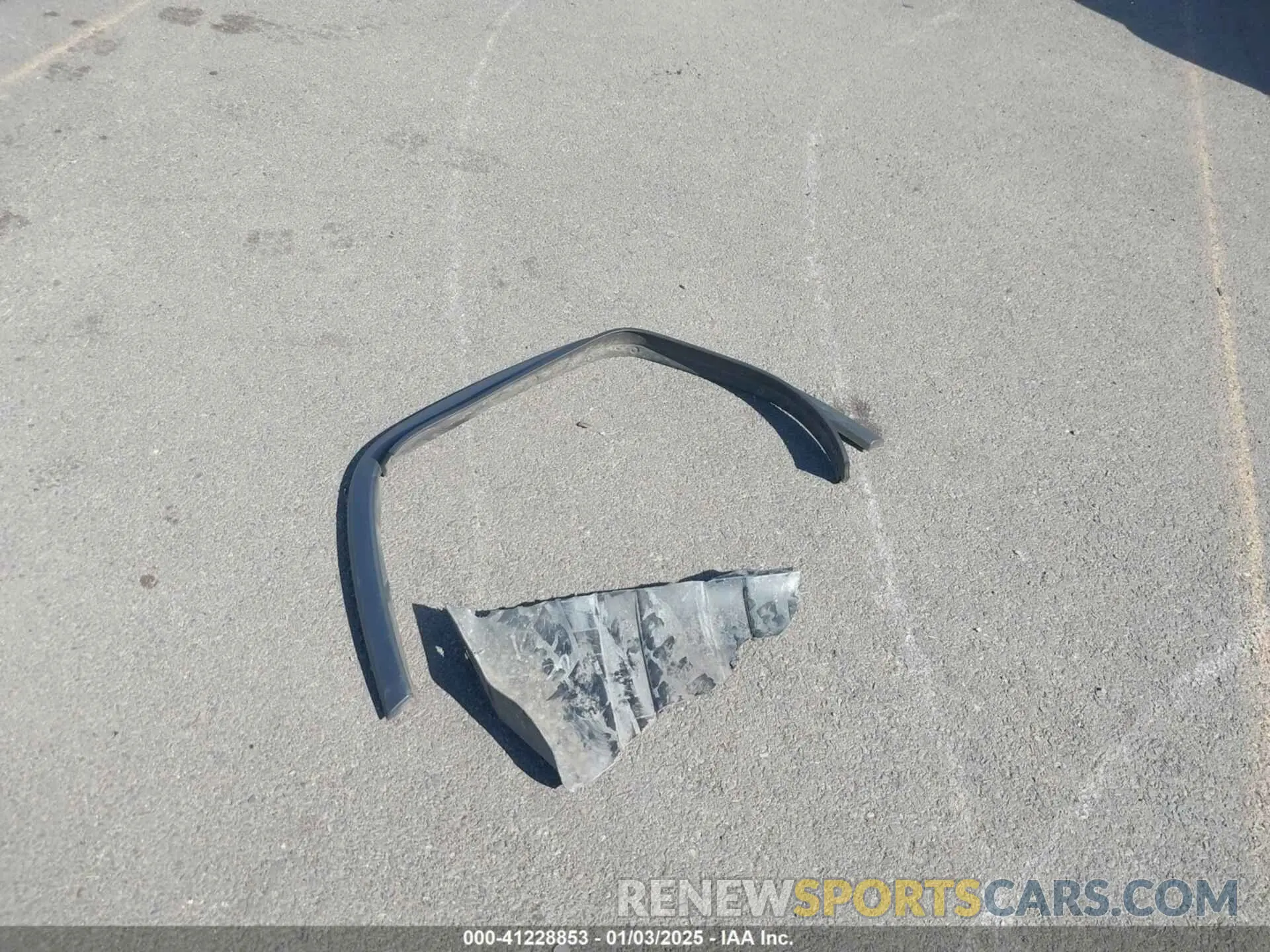 12 Photograph of a damaged car 1C4RJEAG0LC113446 JEEP GRAND CHEROKEE 2020