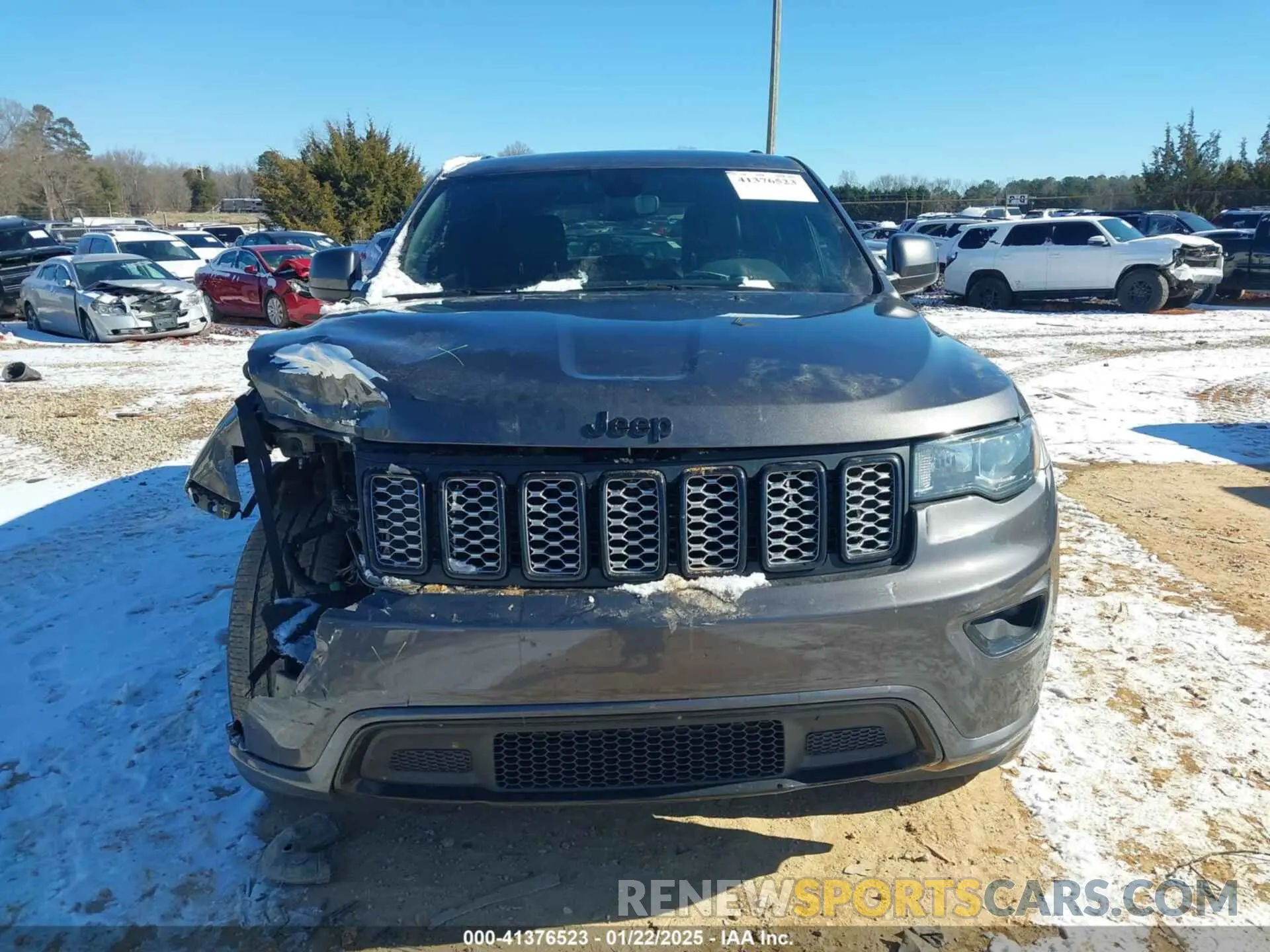 12 Photograph of a damaged car 1C4RJEAG0LC170357 JEEP GRAND CHEROKEE 2020