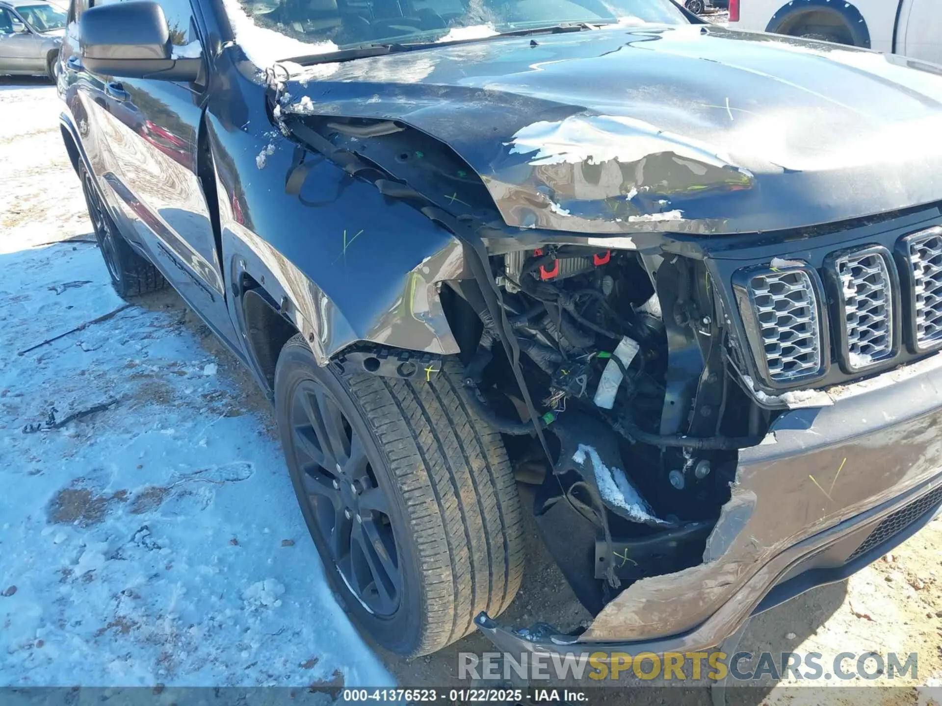 6 Photograph of a damaged car 1C4RJEAG0LC170357 JEEP GRAND CHEROKEE 2020