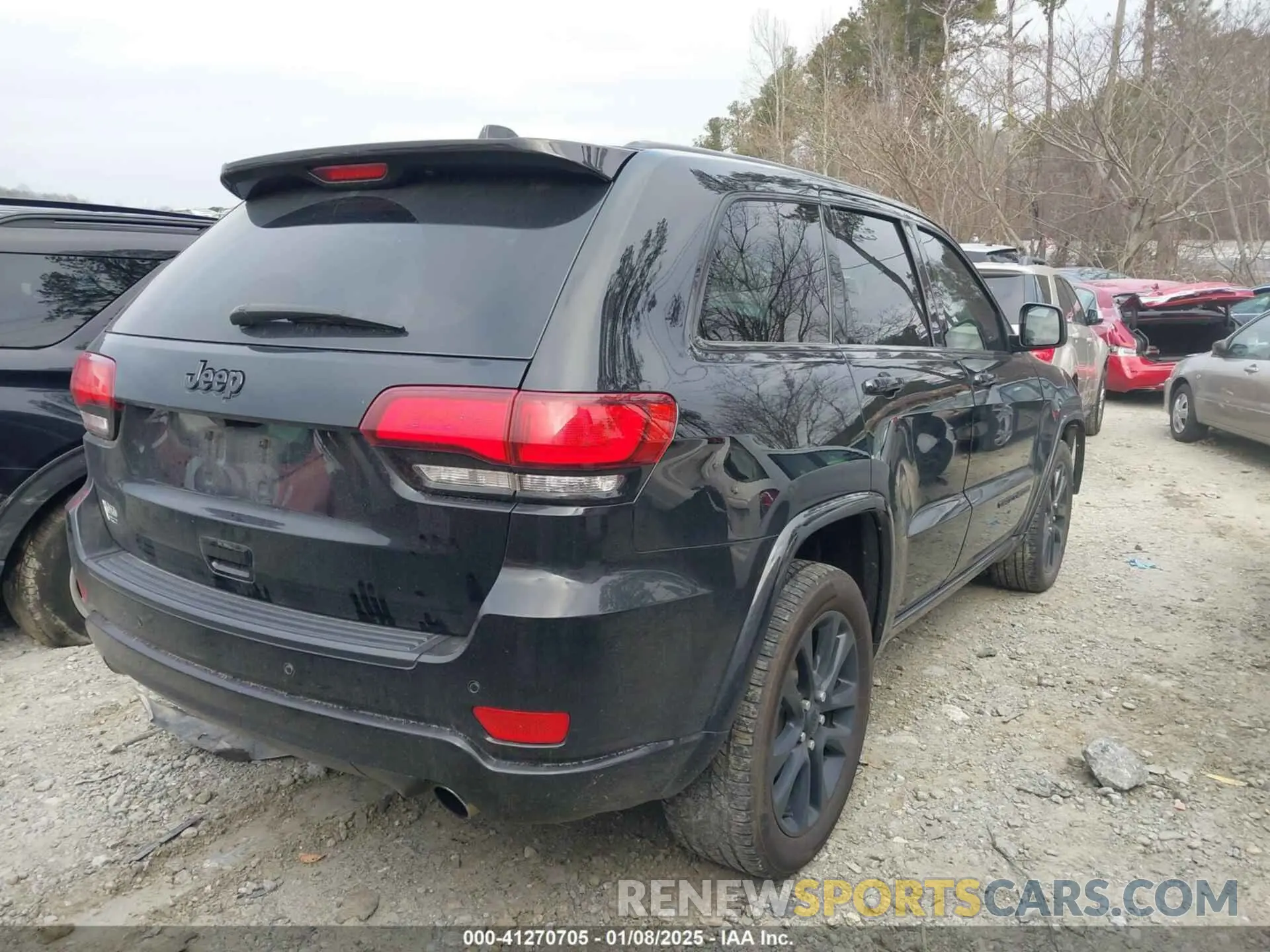 4 Photograph of a damaged car 1C4RJEAG0LC244876 JEEP GRAND CHEROKEE 2020