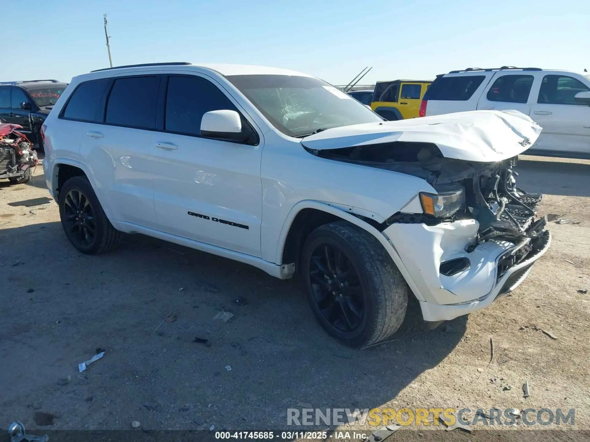 1 Photograph of a damaged car 1C4RJEAG0LC370994 JEEP GRAND CHEROKEE 2020
