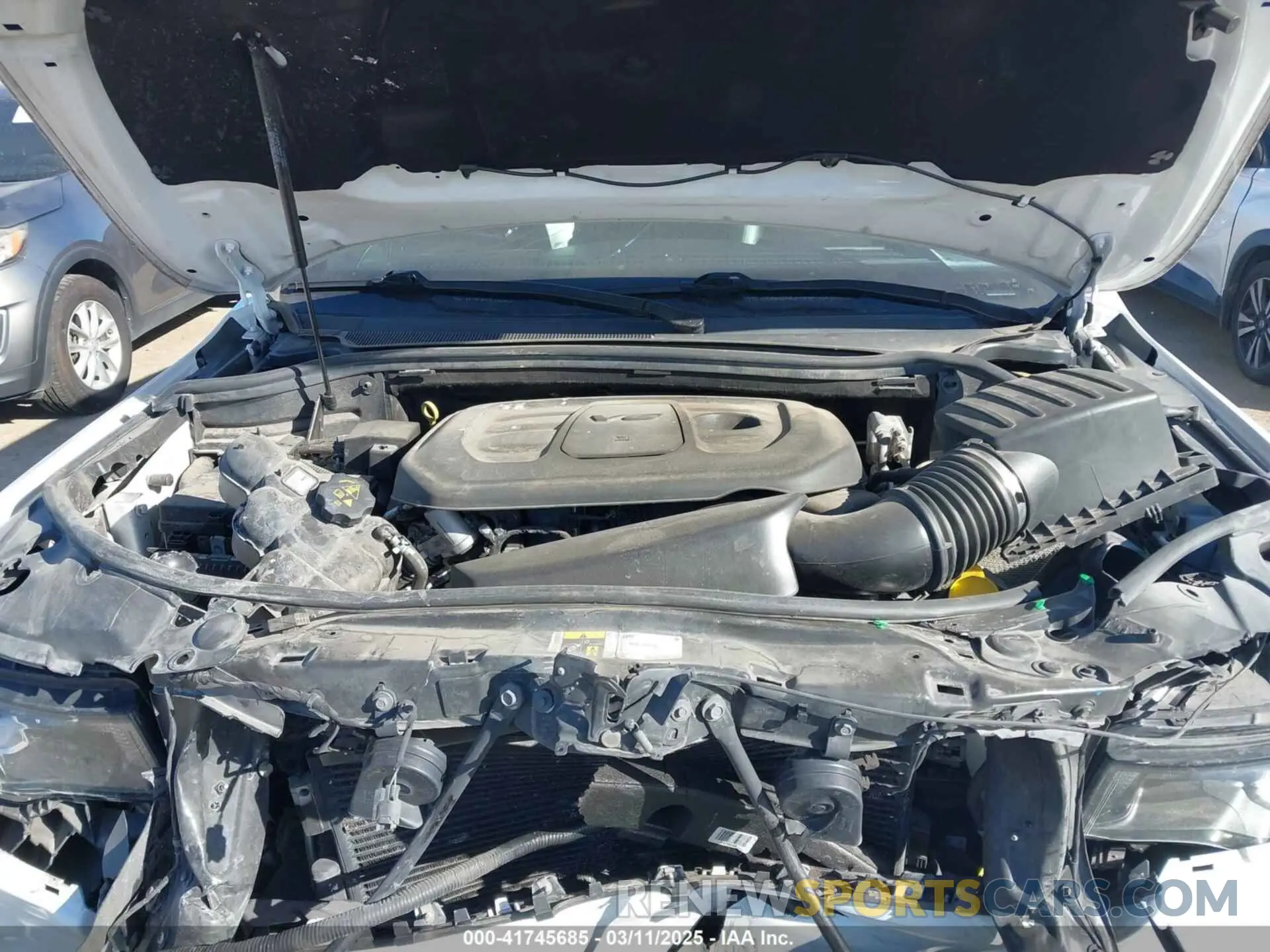 10 Photograph of a damaged car 1C4RJEAG0LC370994 JEEP GRAND CHEROKEE 2020