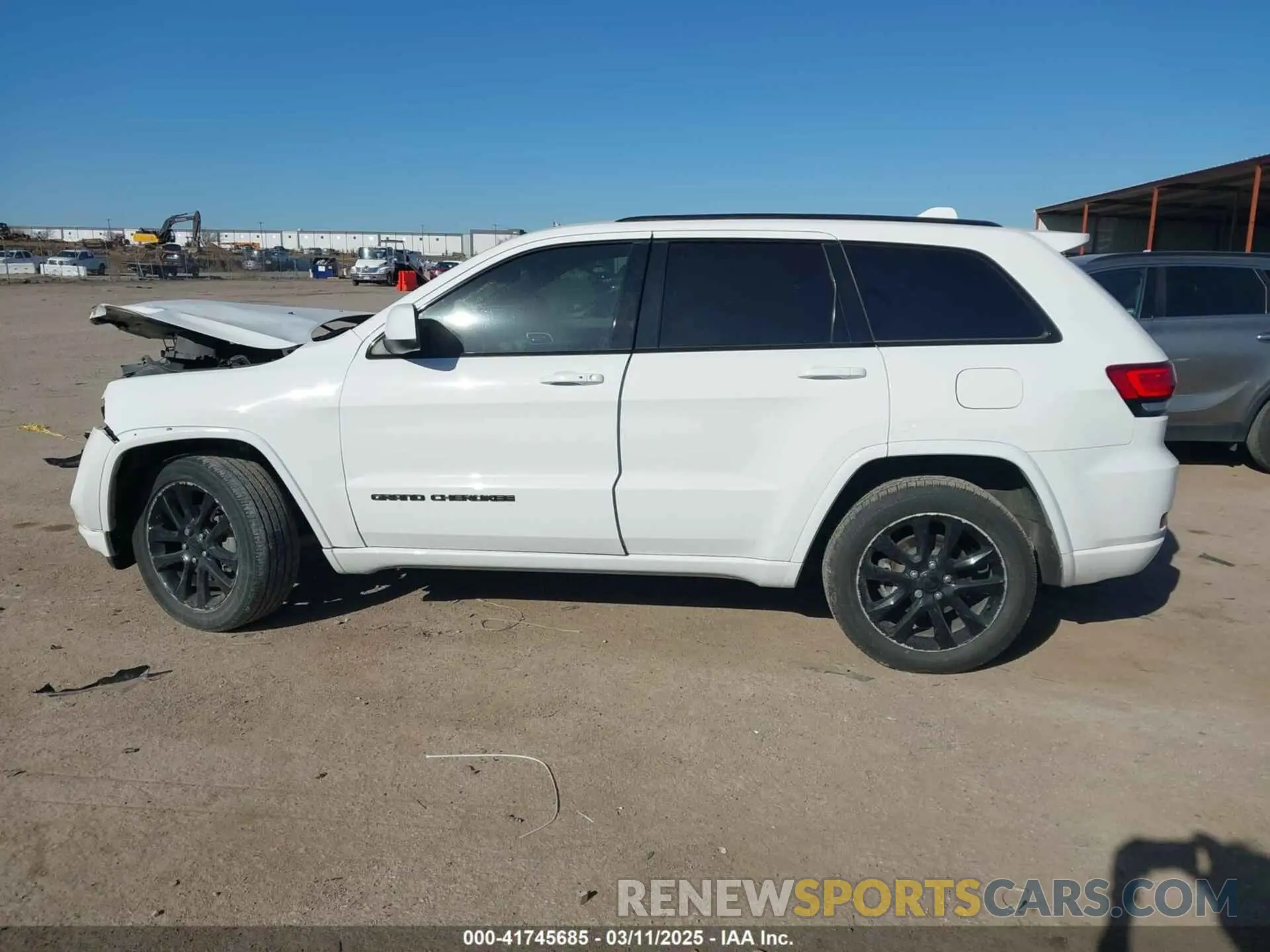 14 Photograph of a damaged car 1C4RJEAG0LC370994 JEEP GRAND CHEROKEE 2020