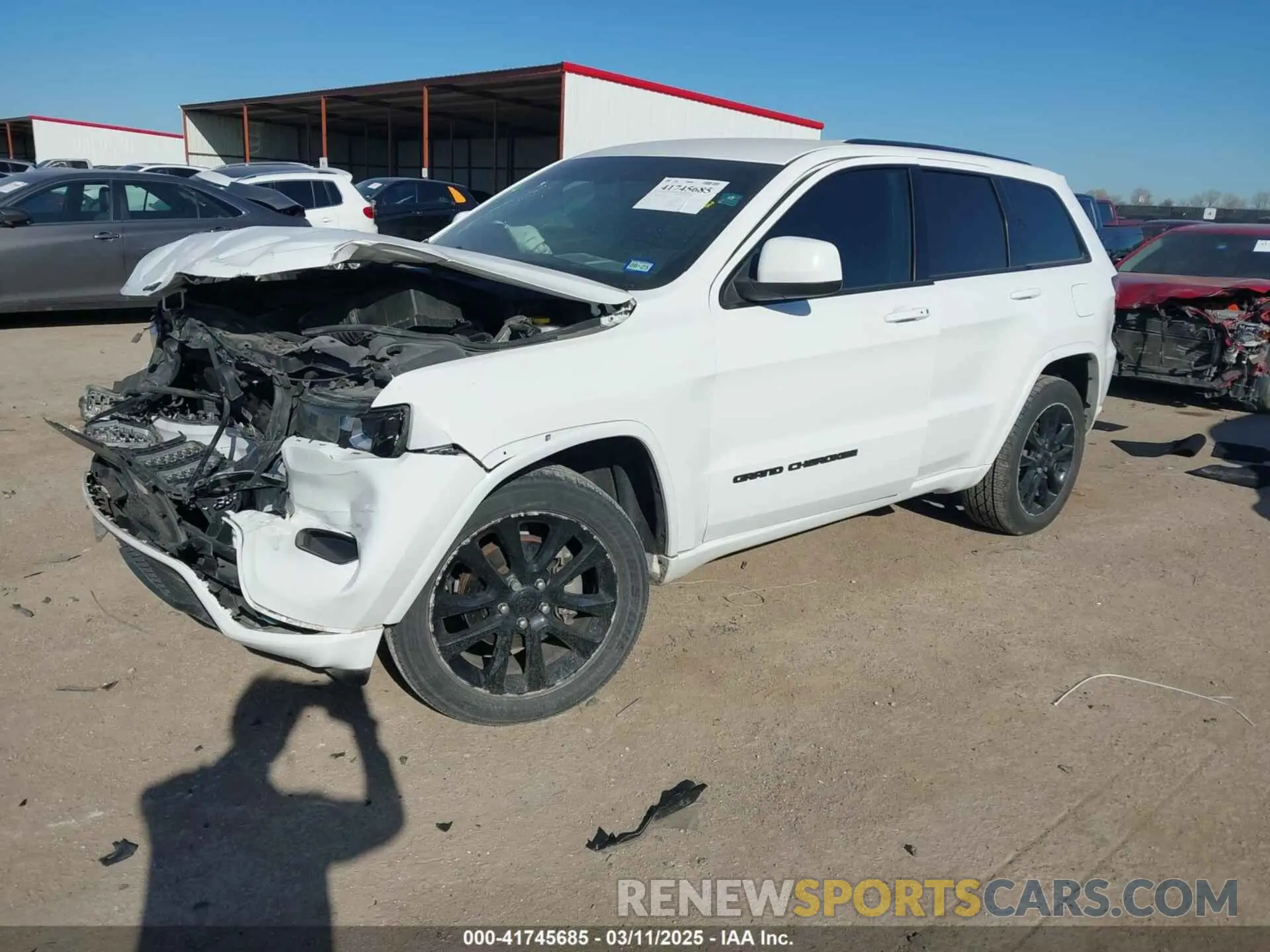 2 Photograph of a damaged car 1C4RJEAG0LC370994 JEEP GRAND CHEROKEE 2020