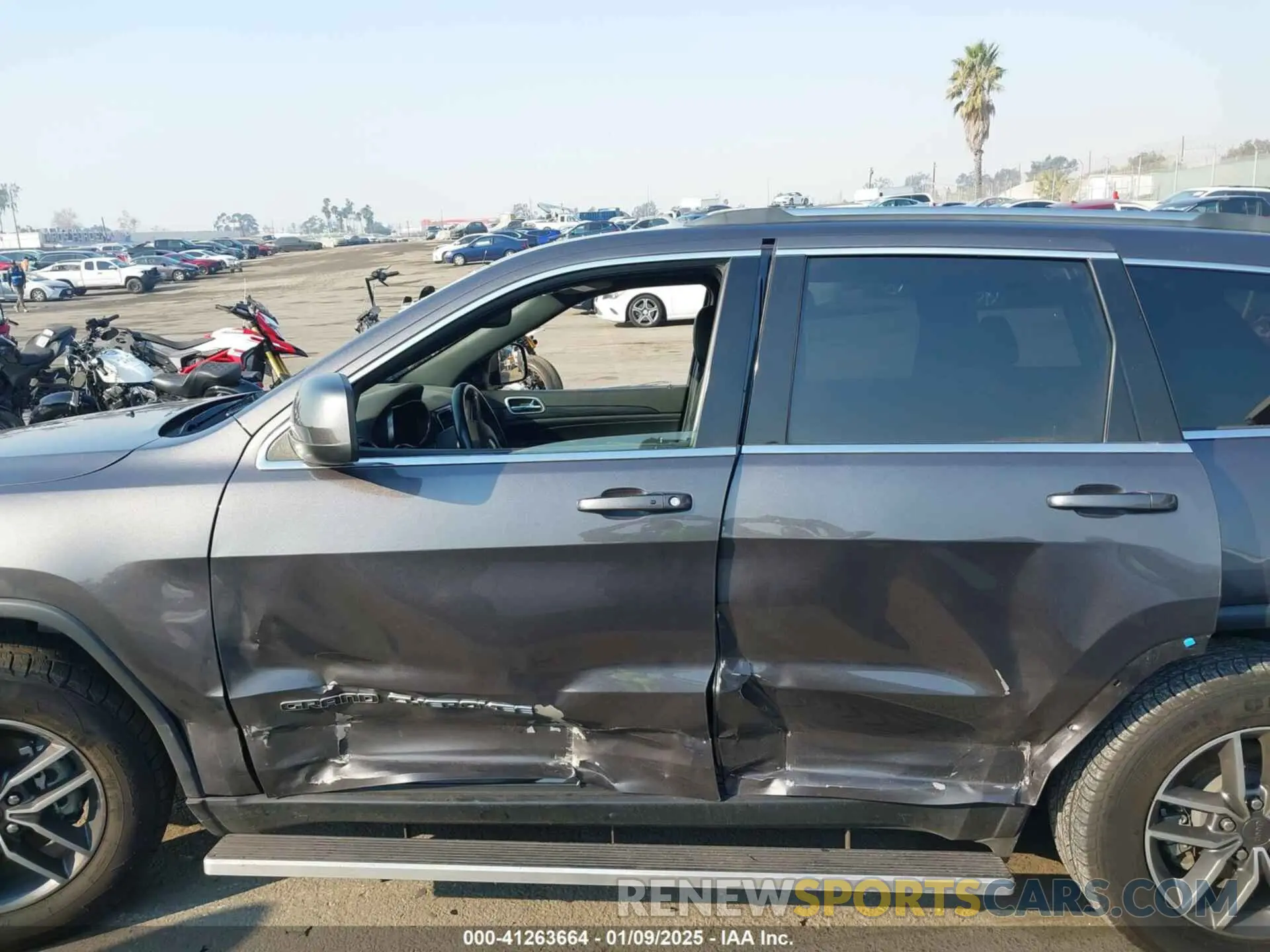6 Photograph of a damaged car 1C4RJEAG1LC106098 JEEP GRAND CHEROKEE 2020