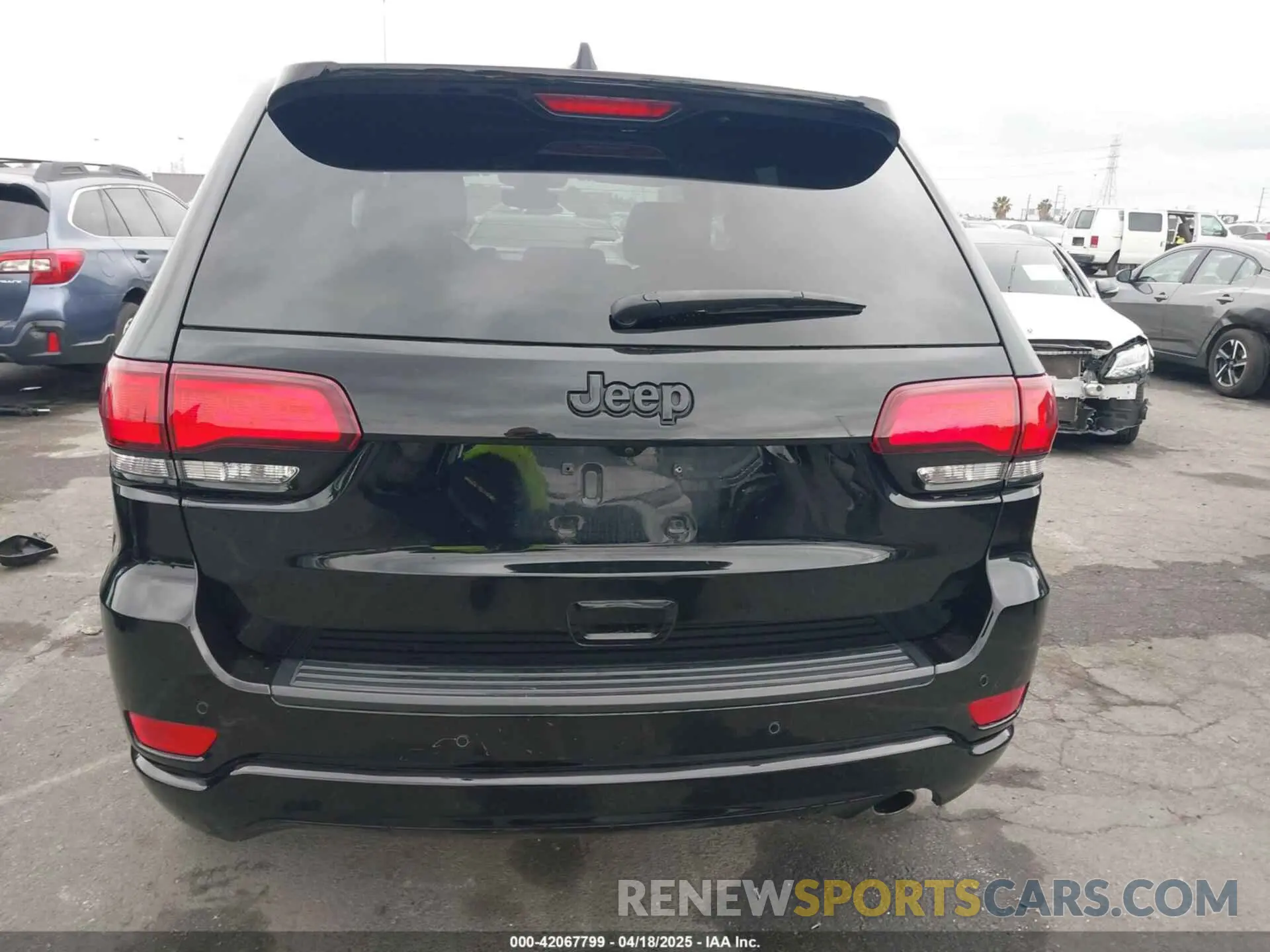 16 Photograph of a damaged car 1C4RJEAG1LC404795 JEEP GRAND CHEROKEE 2020