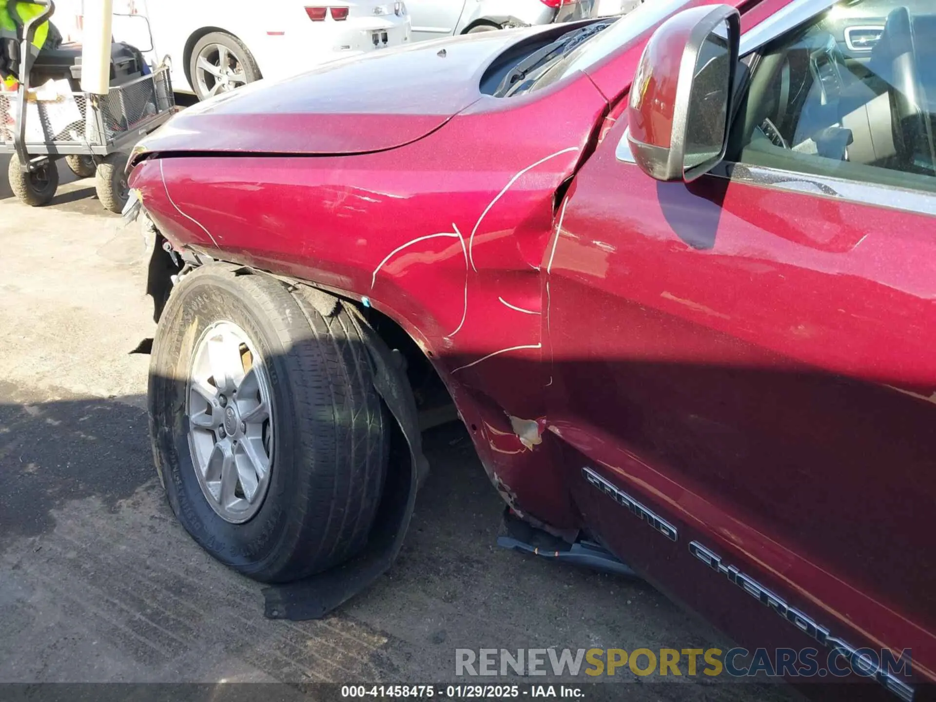 19 Photograph of a damaged car 1C4RJEAG2LC154547 JEEP GRAND CHEROKEE 2020