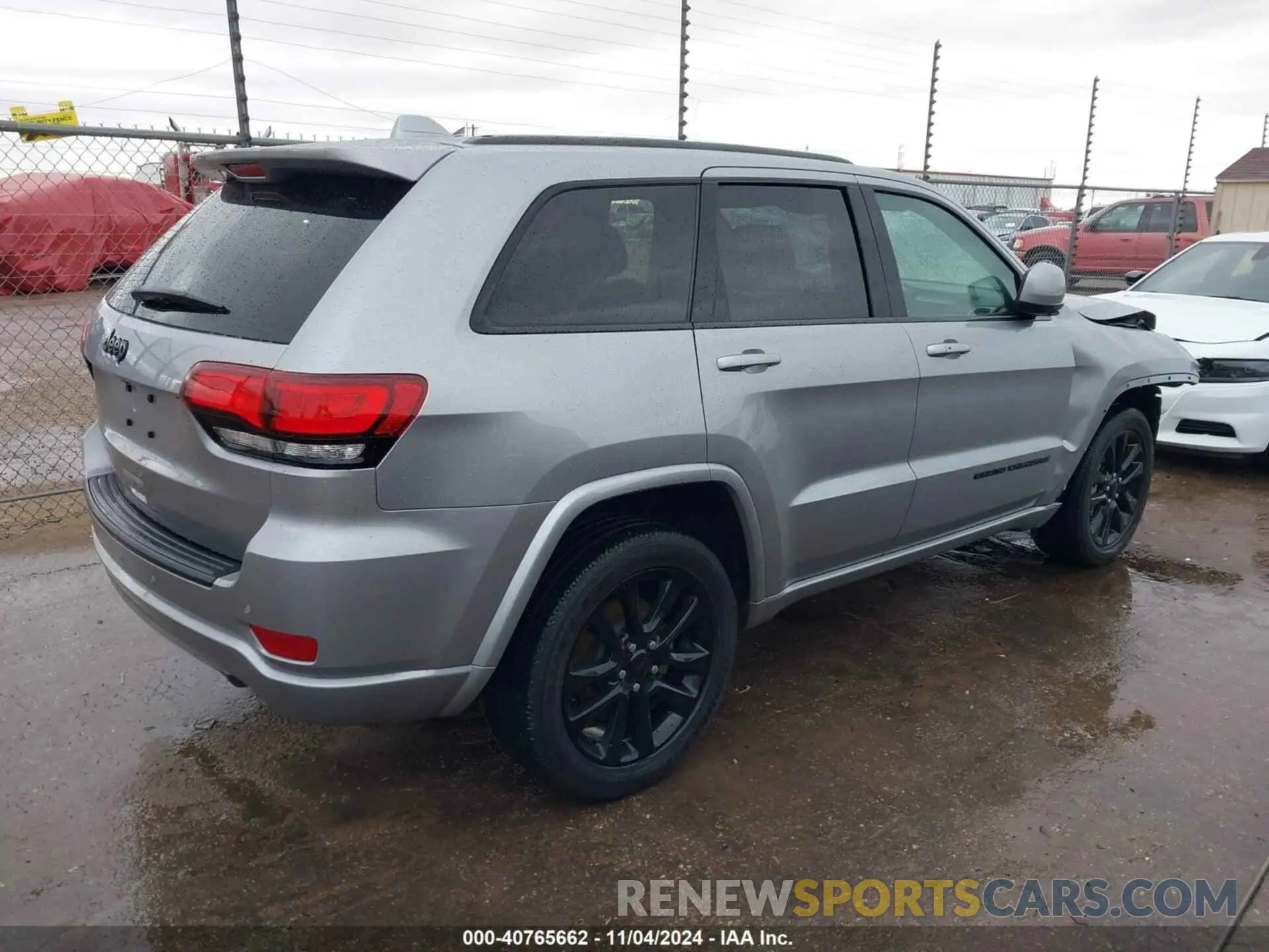 4 Photograph of a damaged car 1C4RJEAG2LC392060 JEEP GRAND CHEROKEE 2020