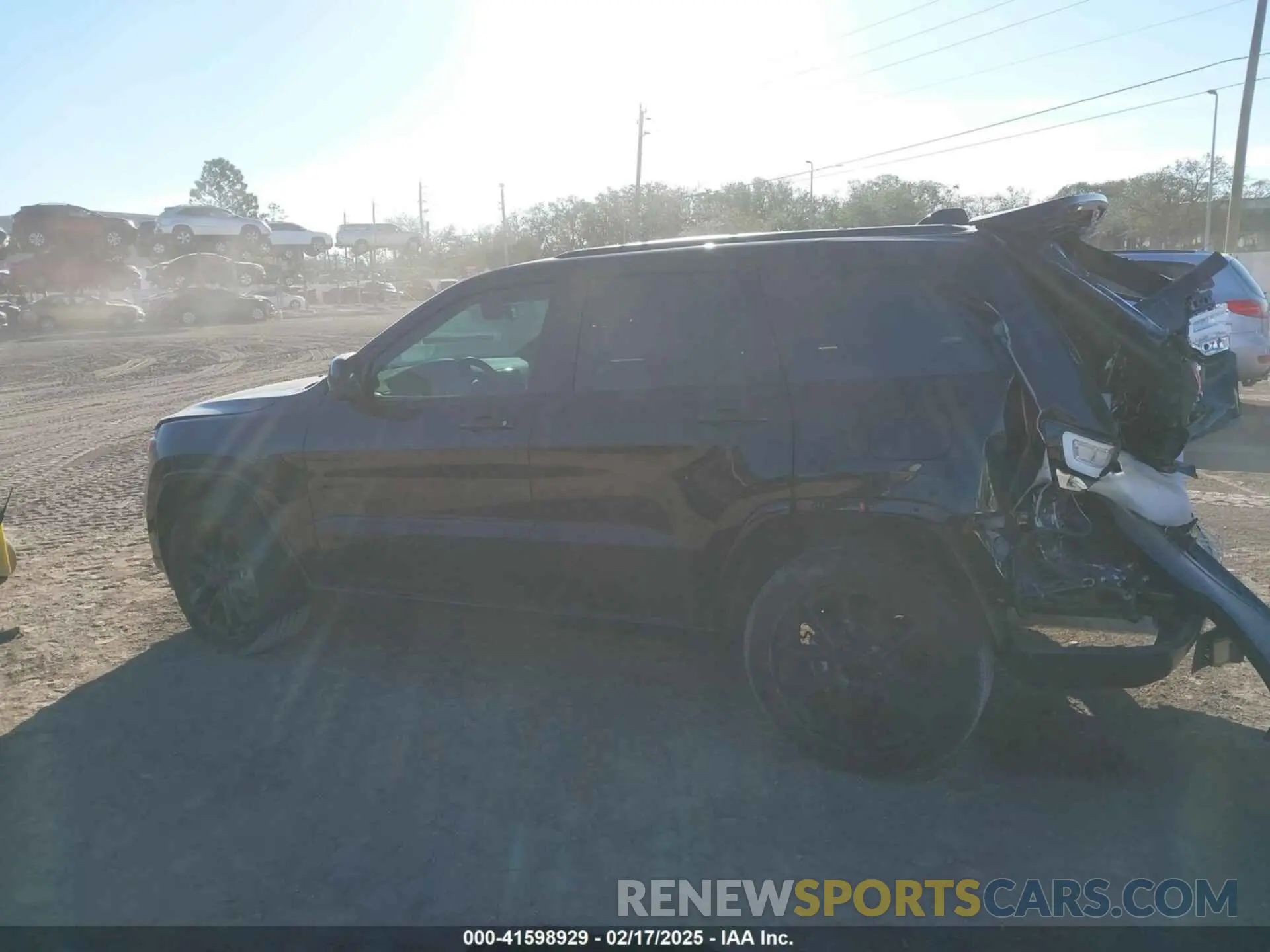 13 Photograph of a damaged car 1C4RJEAG3LC428323 JEEP GRAND CHEROKEE 2020