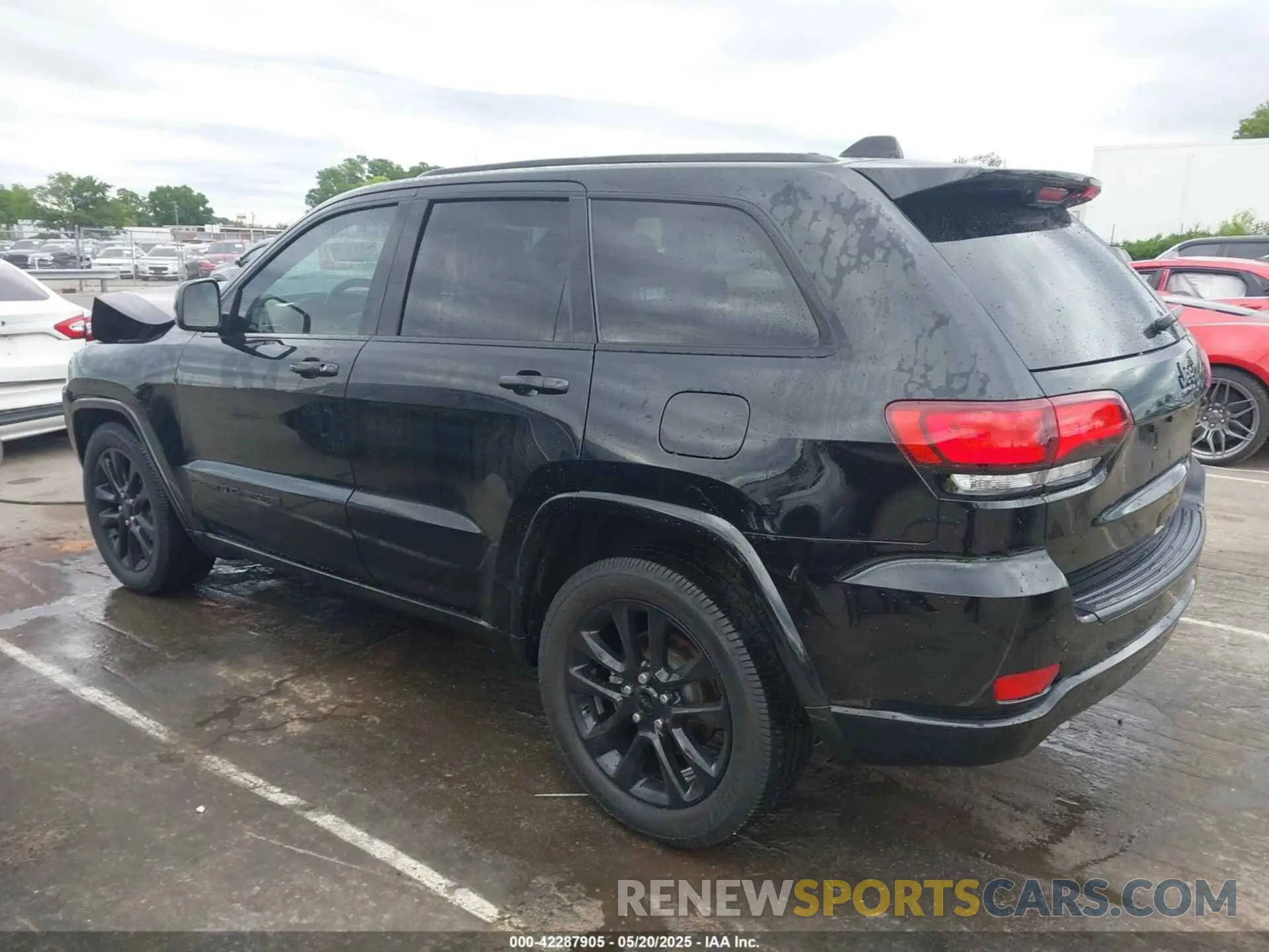 14 Photograph of a damaged car 1C4RJEAG4LC439542 JEEP GRAND CHEROKEE 2020