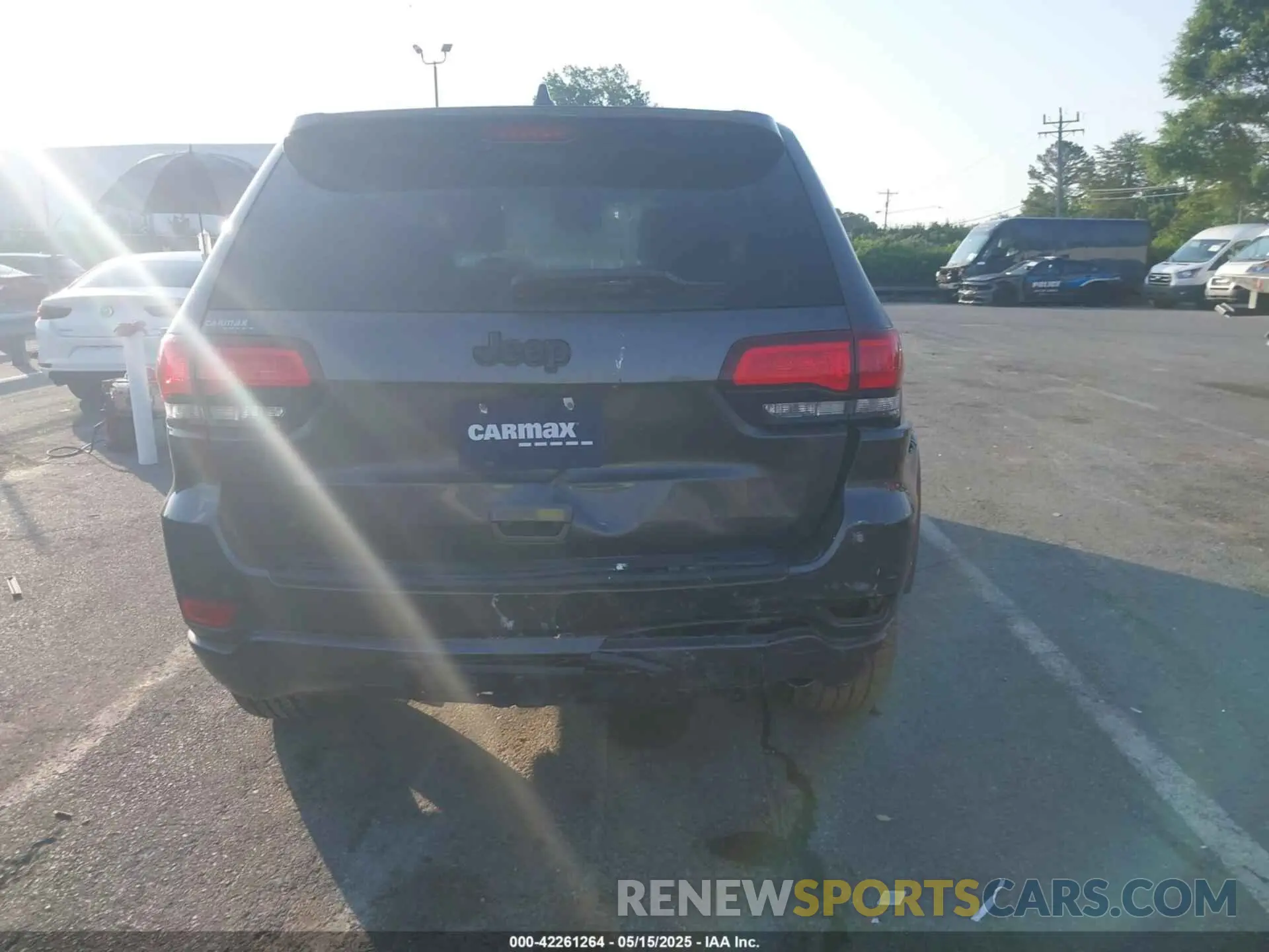16 Photograph of a damaged car 1C4RJEAG6LC118408 JEEP GRAND CHEROKEE 2020