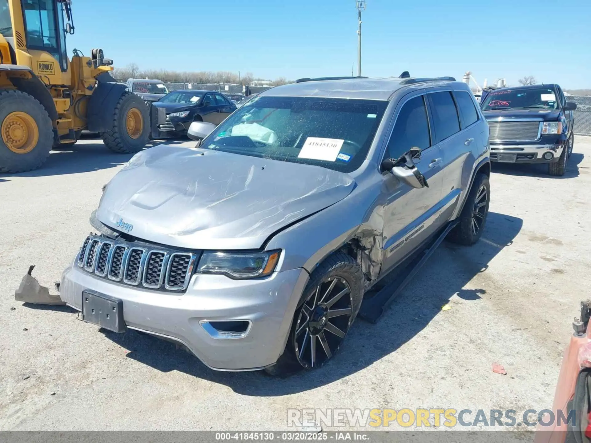 6 Photograph of a damaged car 1C4RJEAG6LC256742 JEEP GRAND CHEROKEE 2020