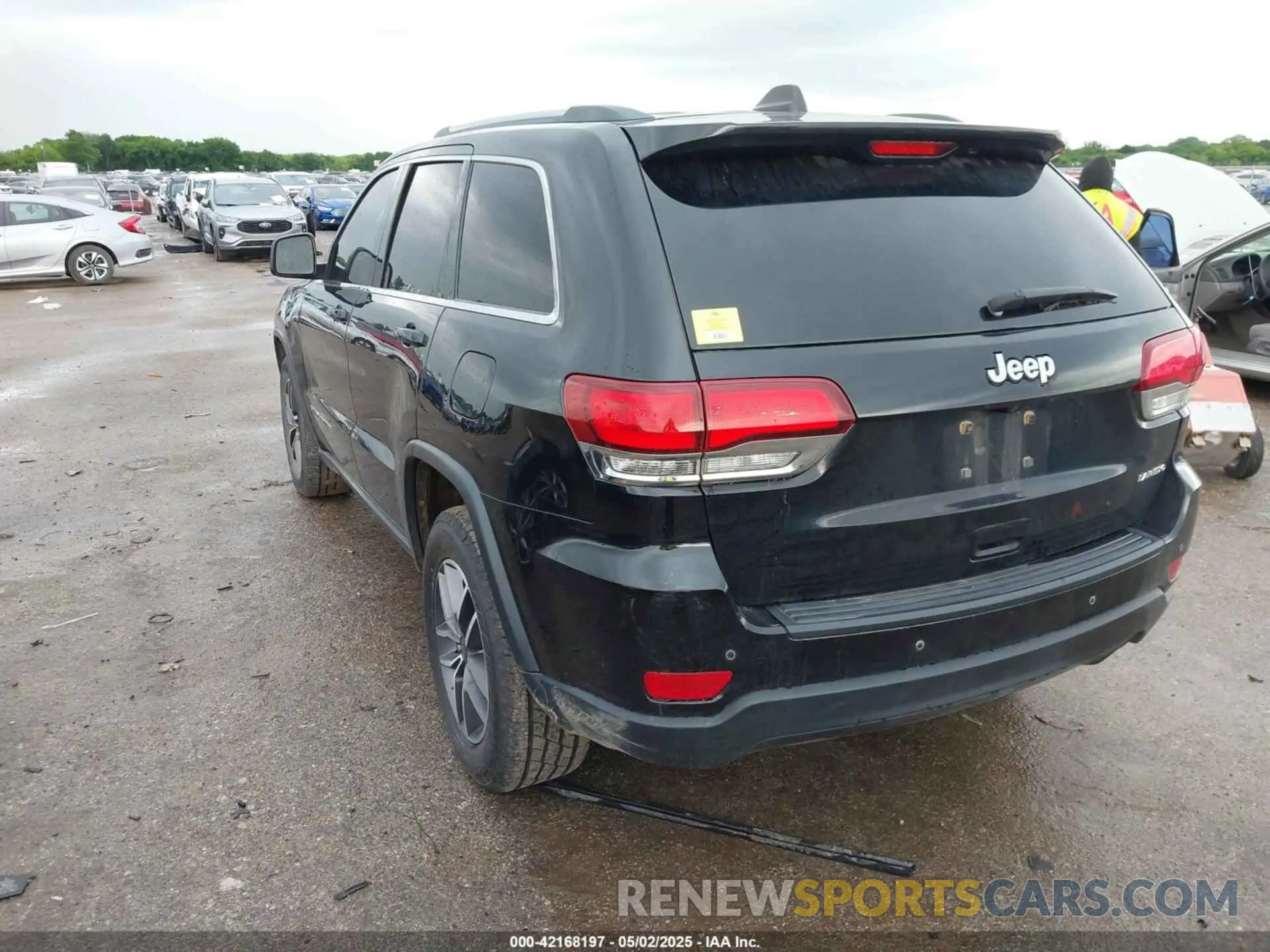3 Photograph of a damaged car 1C4RJEAG6LC429367 JEEP GRAND CHEROKEE 2020