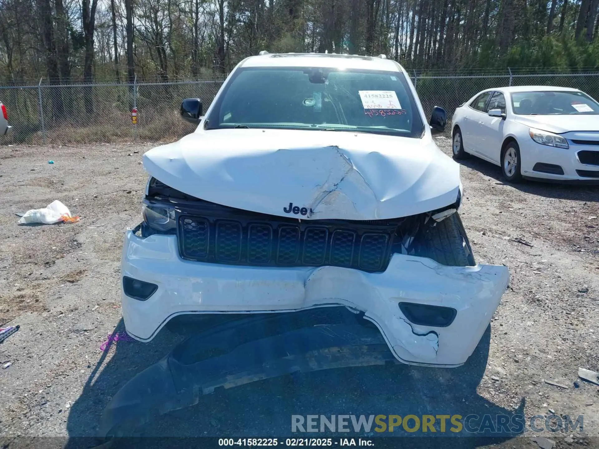 12 Photograph of a damaged car 1C4RJEAG8LC153001 JEEP GRAND CHEROKEE 2020