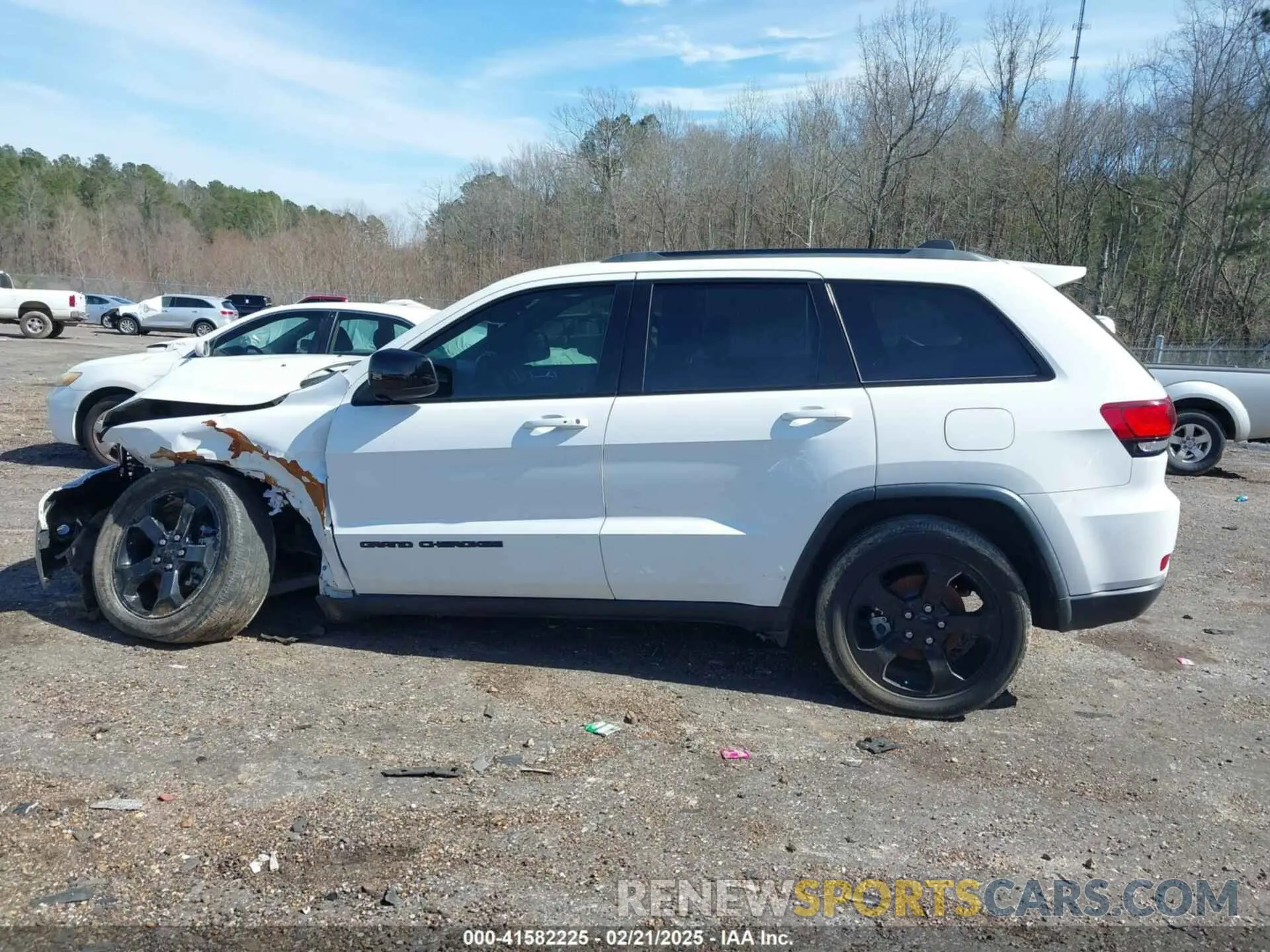 14 Photograph of a damaged car 1C4RJEAG8LC153001 JEEP GRAND CHEROKEE 2020
