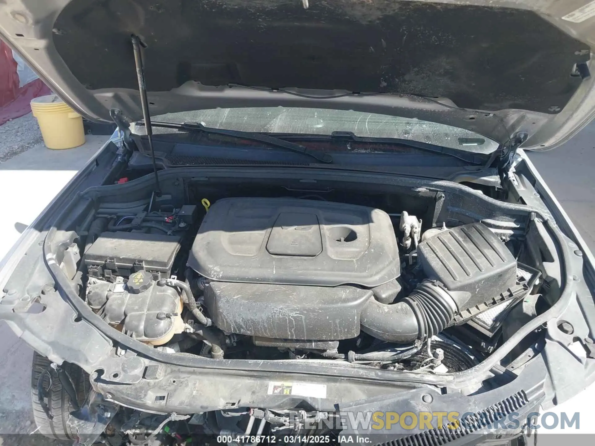 10 Photograph of a damaged car 1C4RJEAG8LC203377 JEEP GRAND CHEROKEE 2020