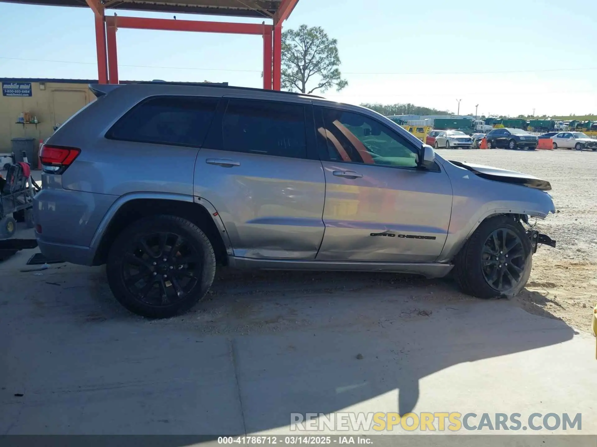 14 Photograph of a damaged car 1C4RJEAG8LC203377 JEEP GRAND CHEROKEE 2020