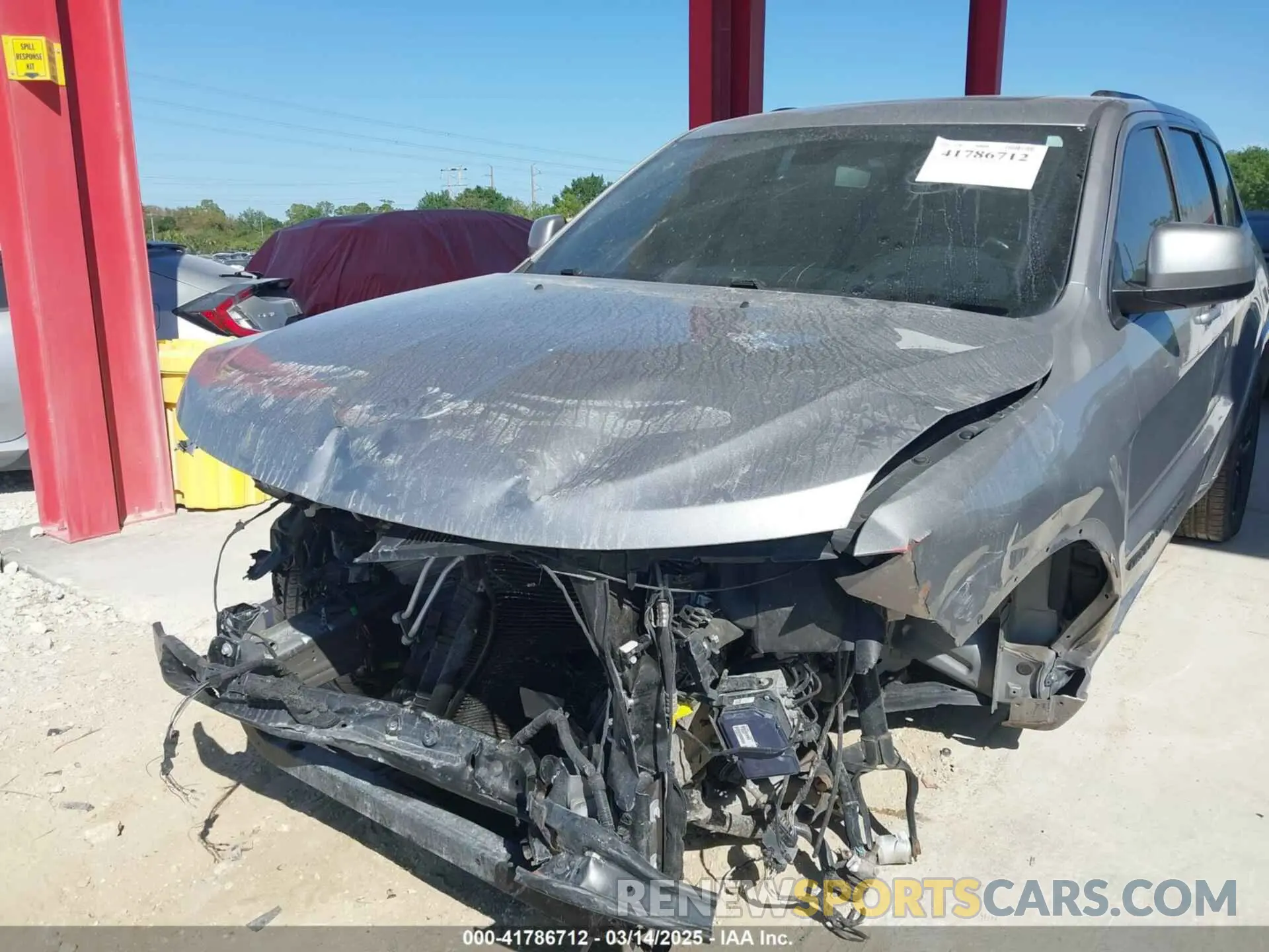 6 Photograph of a damaged car 1C4RJEAG8LC203377 JEEP GRAND CHEROKEE 2020