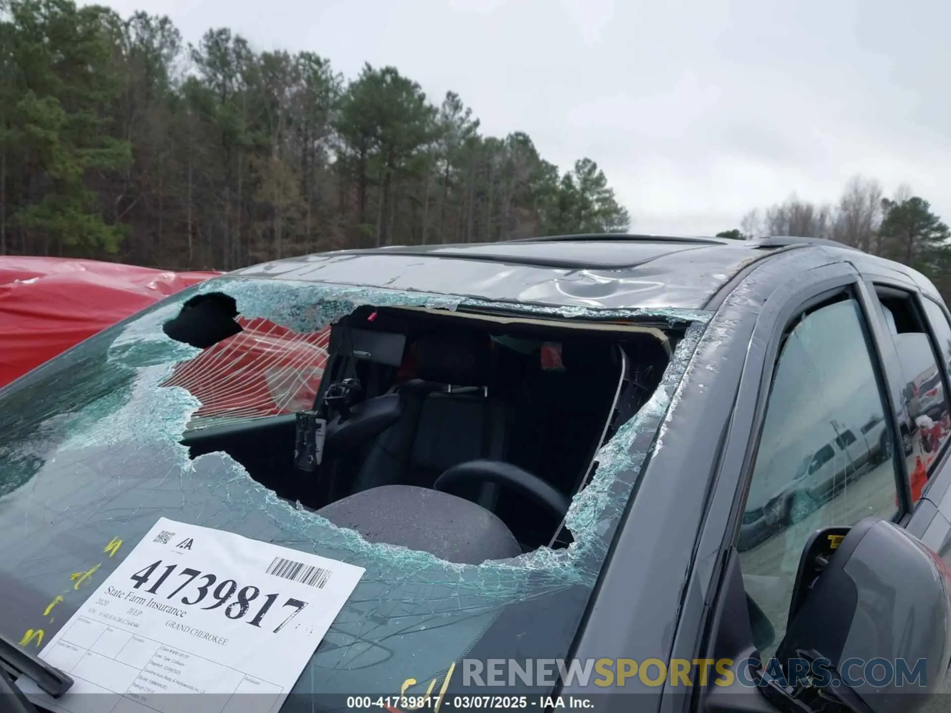 16 Photograph of a damaged car 1C4RJEAG8LC244544 JEEP GRAND CHEROKEE 2020
