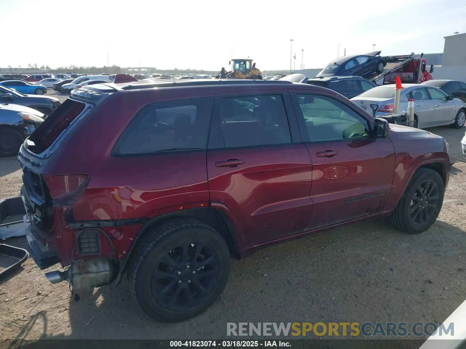 14 Photograph of a damaged car 1C4RJEAG9LC329215 JEEP GRAND CHEROKEE 2020