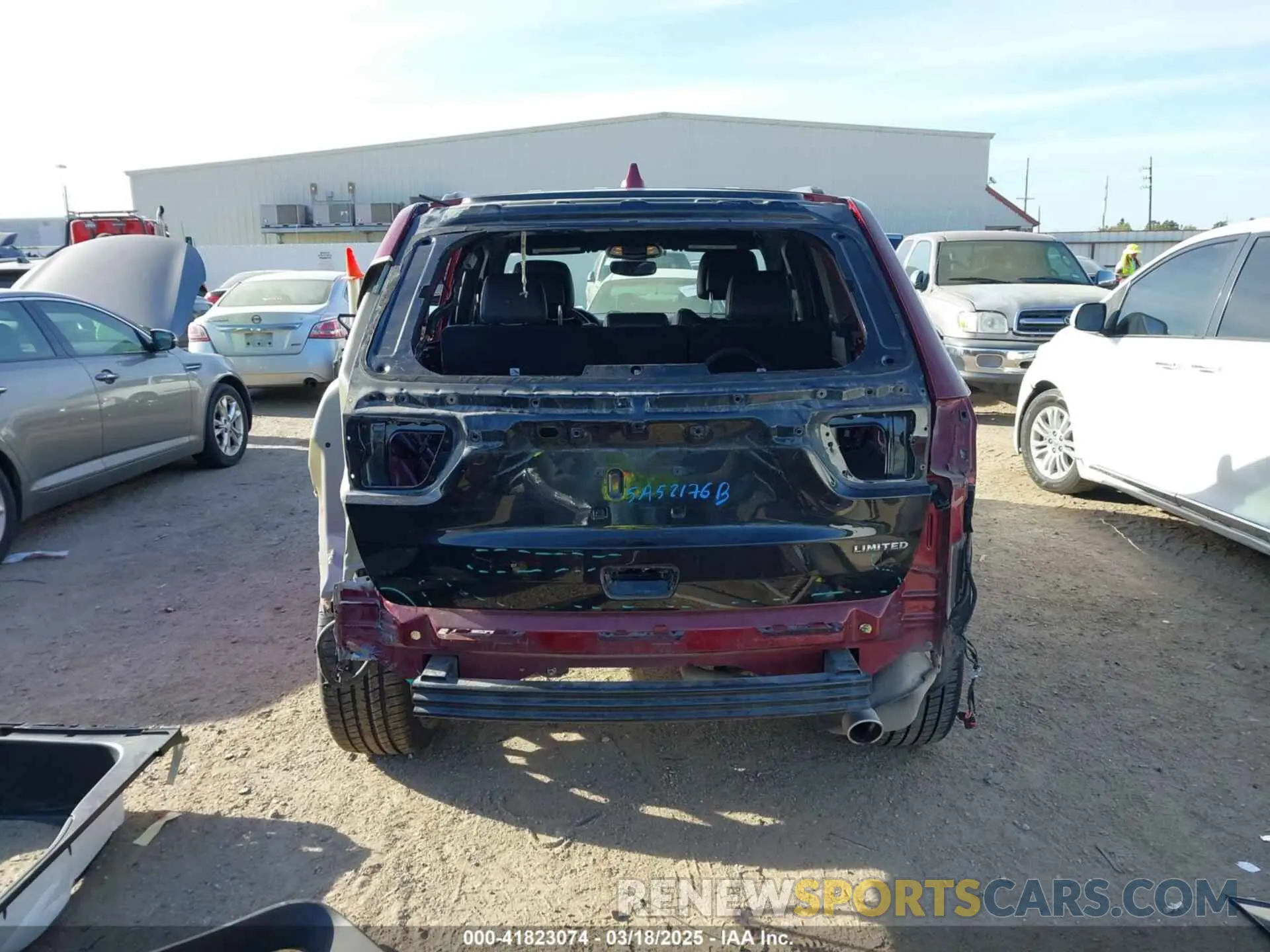 17 Photograph of a damaged car 1C4RJEAG9LC329215 JEEP GRAND CHEROKEE 2020