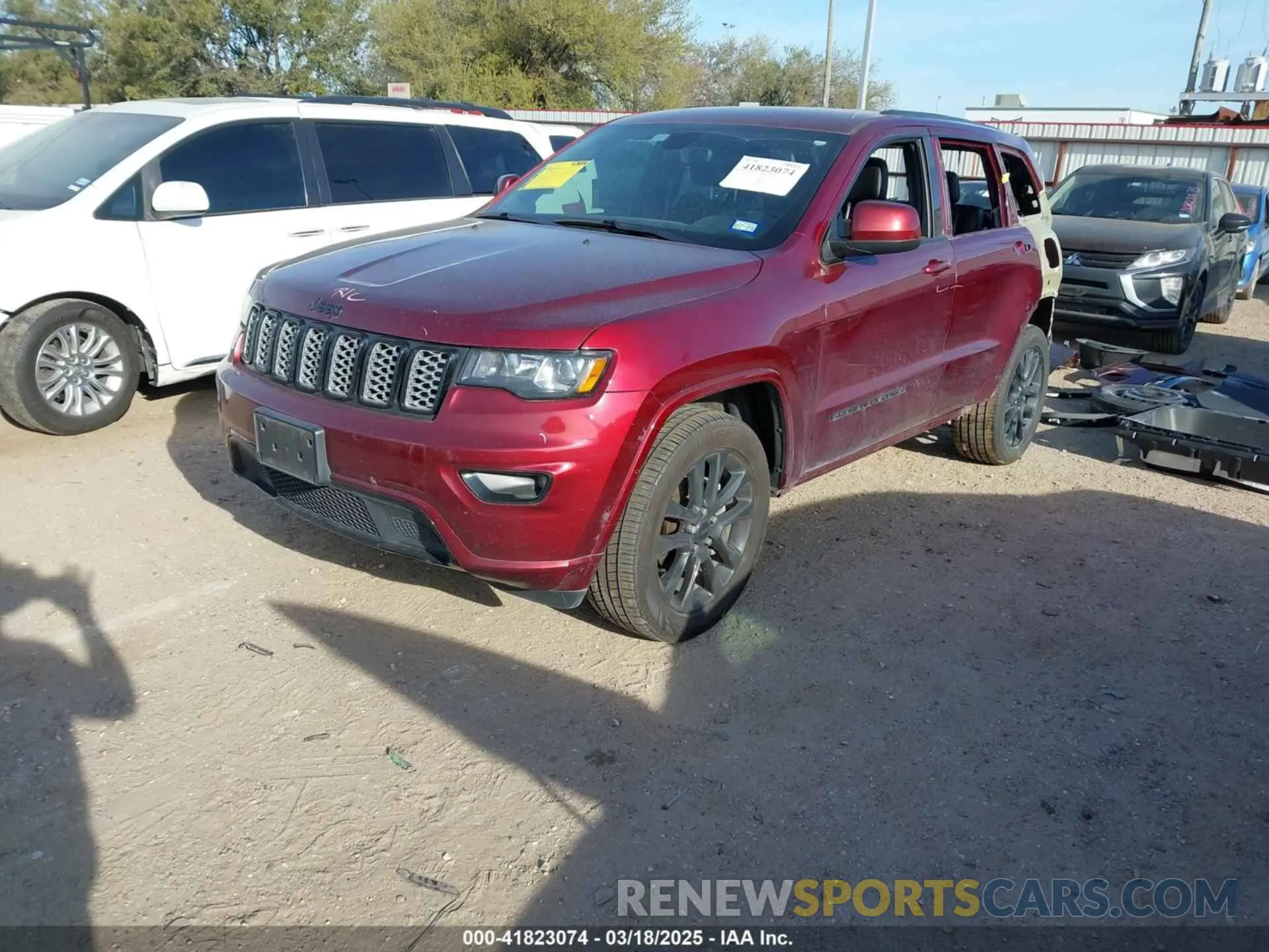 2 Photograph of a damaged car 1C4RJEAG9LC329215 JEEP GRAND CHEROKEE 2020