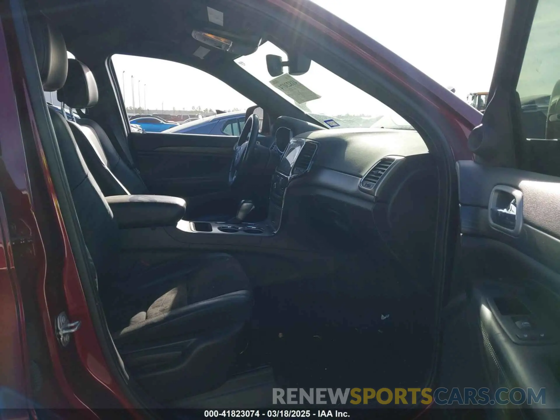 5 Photograph of a damaged car 1C4RJEAG9LC329215 JEEP GRAND CHEROKEE 2020
