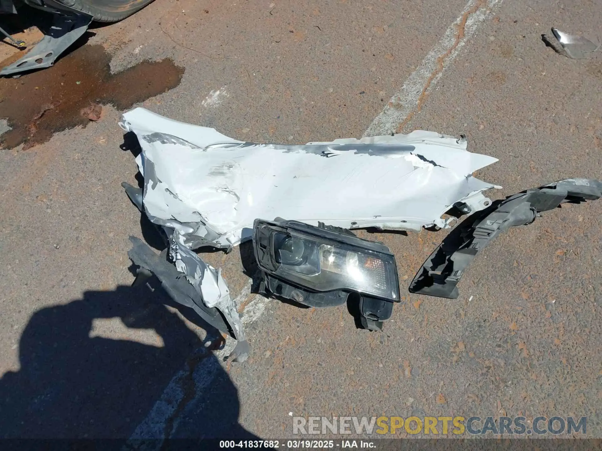 12 Photograph of a damaged car 1C4RJEAG9LC364952 JEEP GRAND CHEROKEE 2020