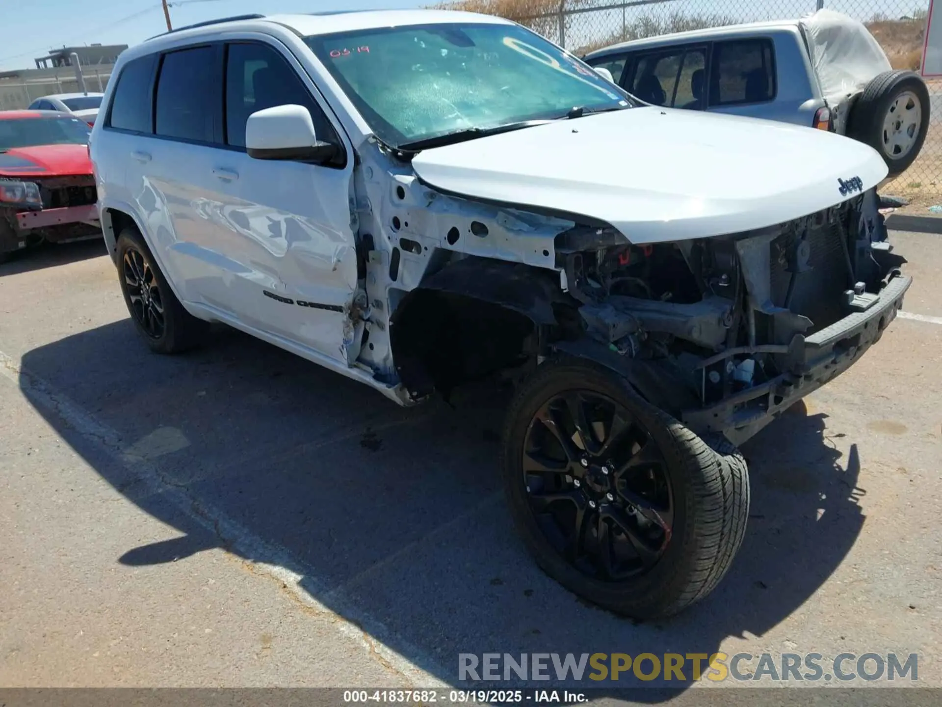 14 Photograph of a damaged car 1C4RJEAG9LC364952 JEEP GRAND CHEROKEE 2020