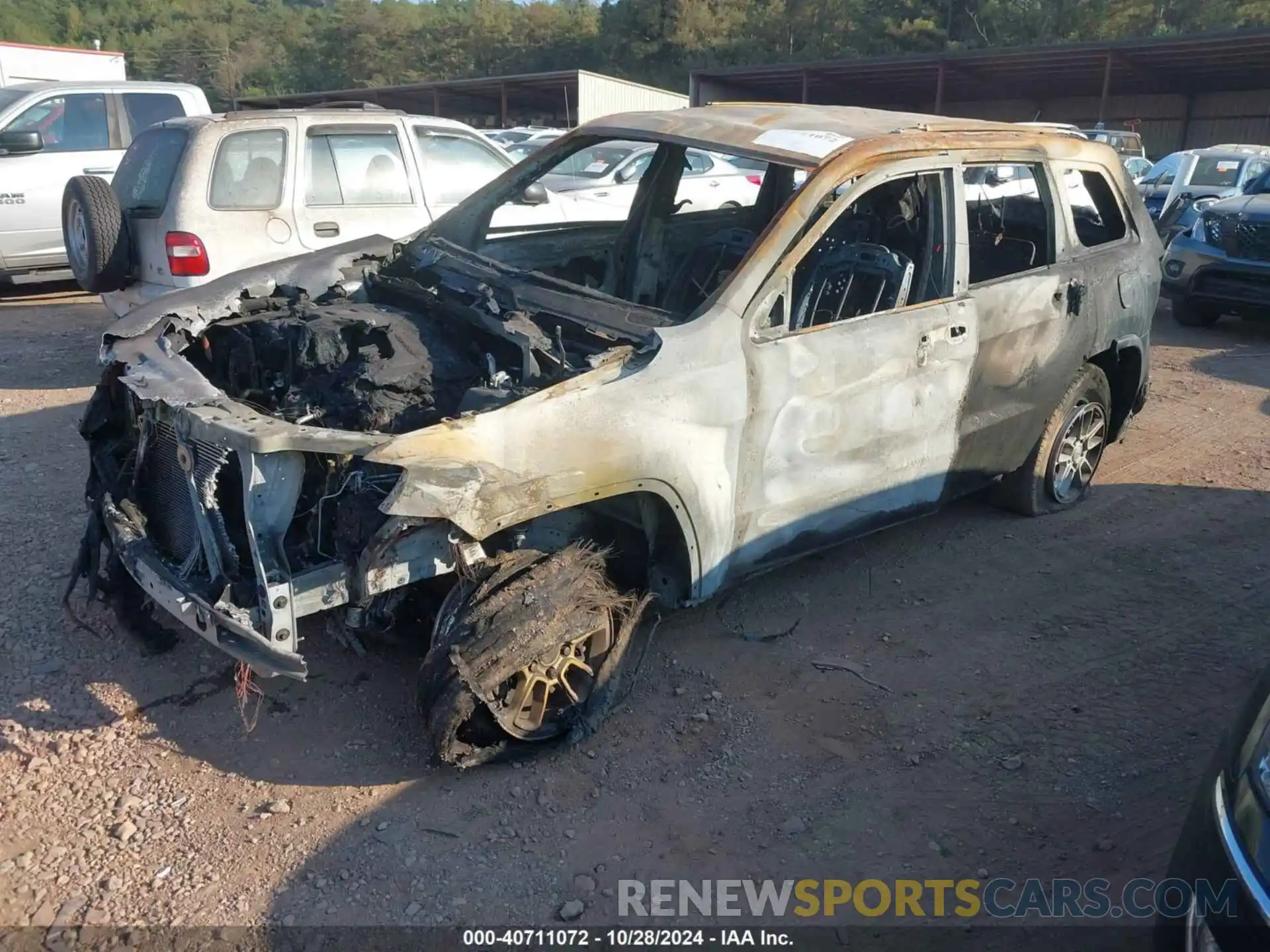 2 Photograph of a damaged car 1C4RJEAGXLC203185 JEEP GRAND CHEROKEE 2020