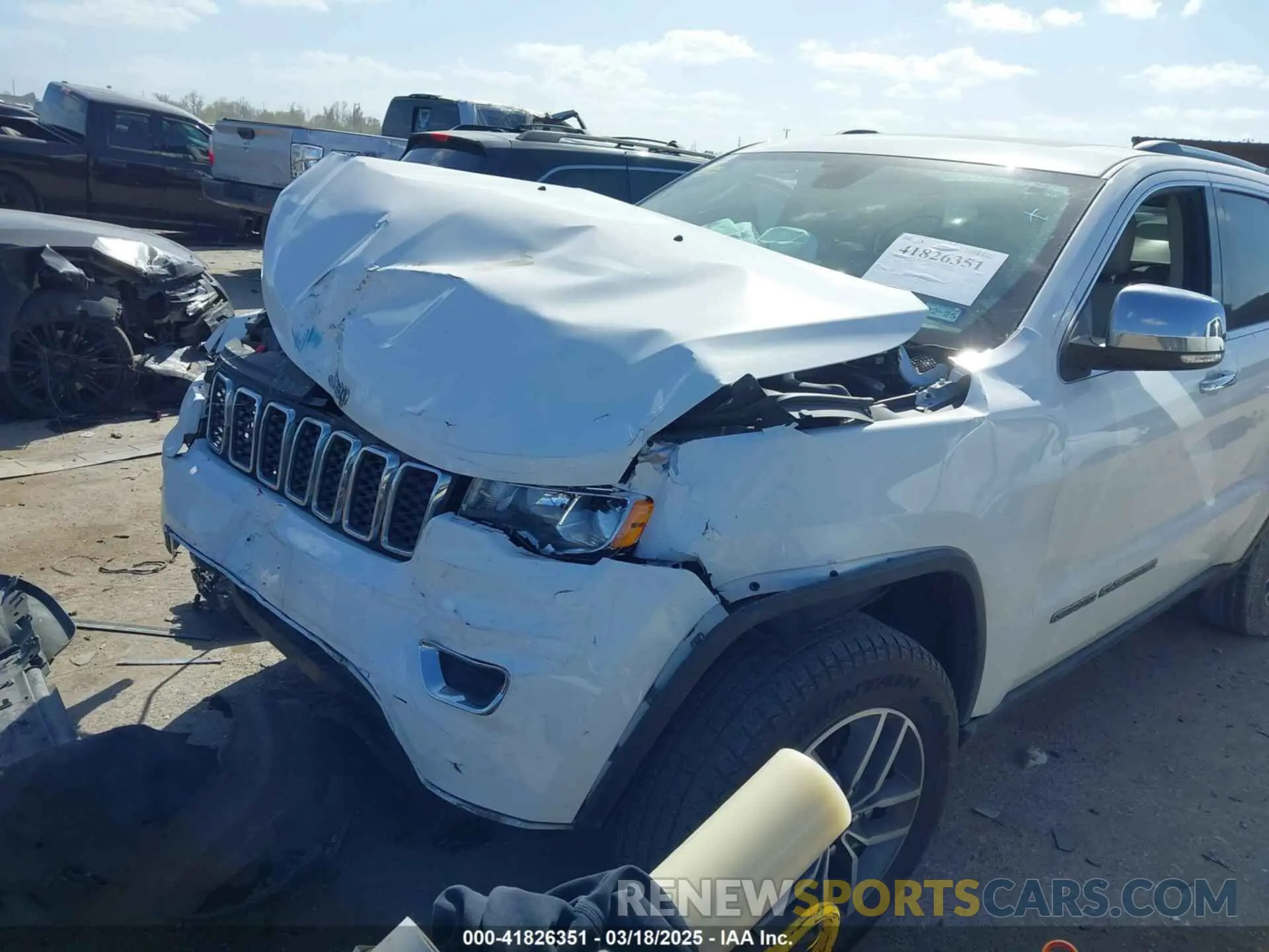 6 Photograph of a damaged car 1C4RJEBG0LC252068 JEEP GRAND CHEROKEE 2020