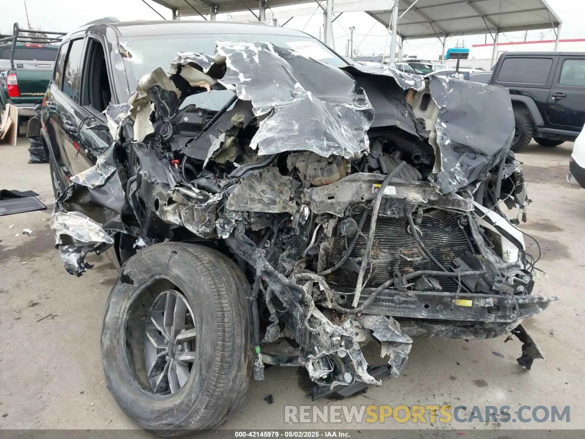 6 Photograph of a damaged car 1C4RJEBG2LC181634 JEEP GRAND CHEROKEE 2020