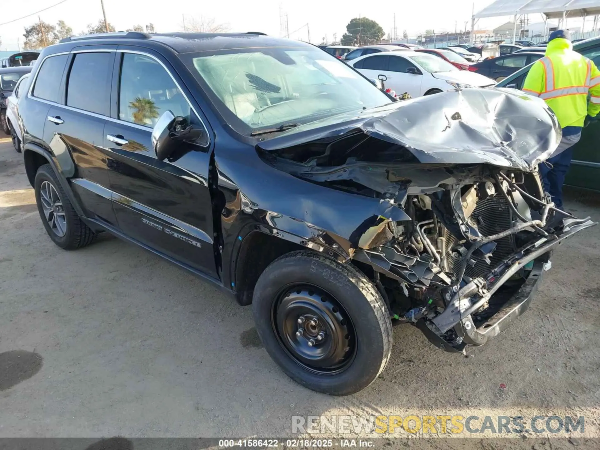1 Photograph of a damaged car 1C4RJEBG4LC211992 JEEP GRAND CHEROKEE 2020