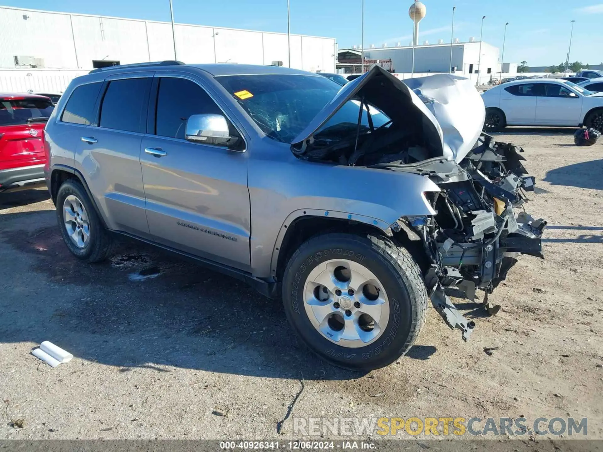 1 Photograph of a damaged car 1C4RJEBG5LC348133 JEEP GRAND CHEROKEE 2020