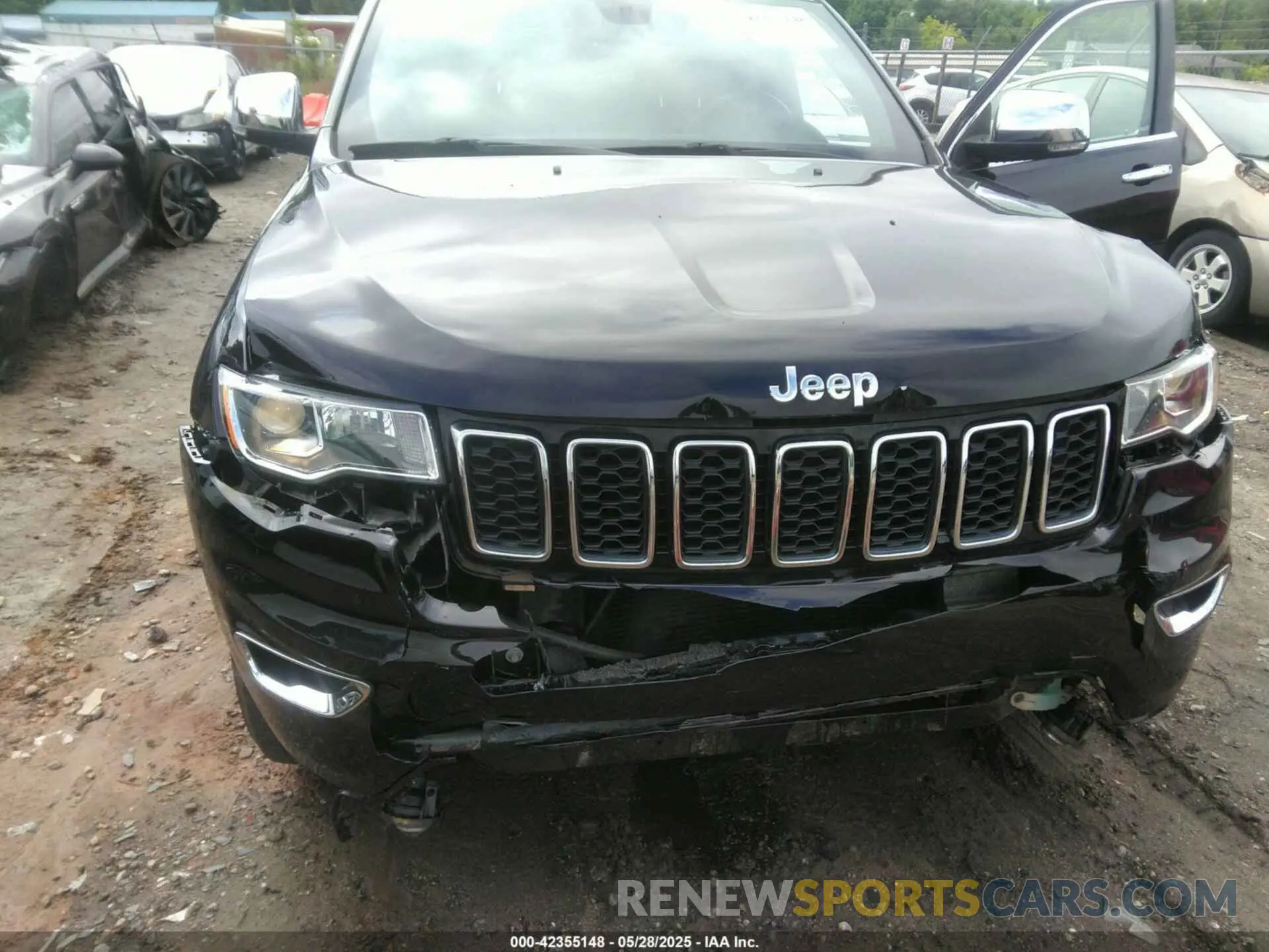 6 Photograph of a damaged car 1C4RJEBG6LC323953 JEEP GRAND CHEROKEE 2020