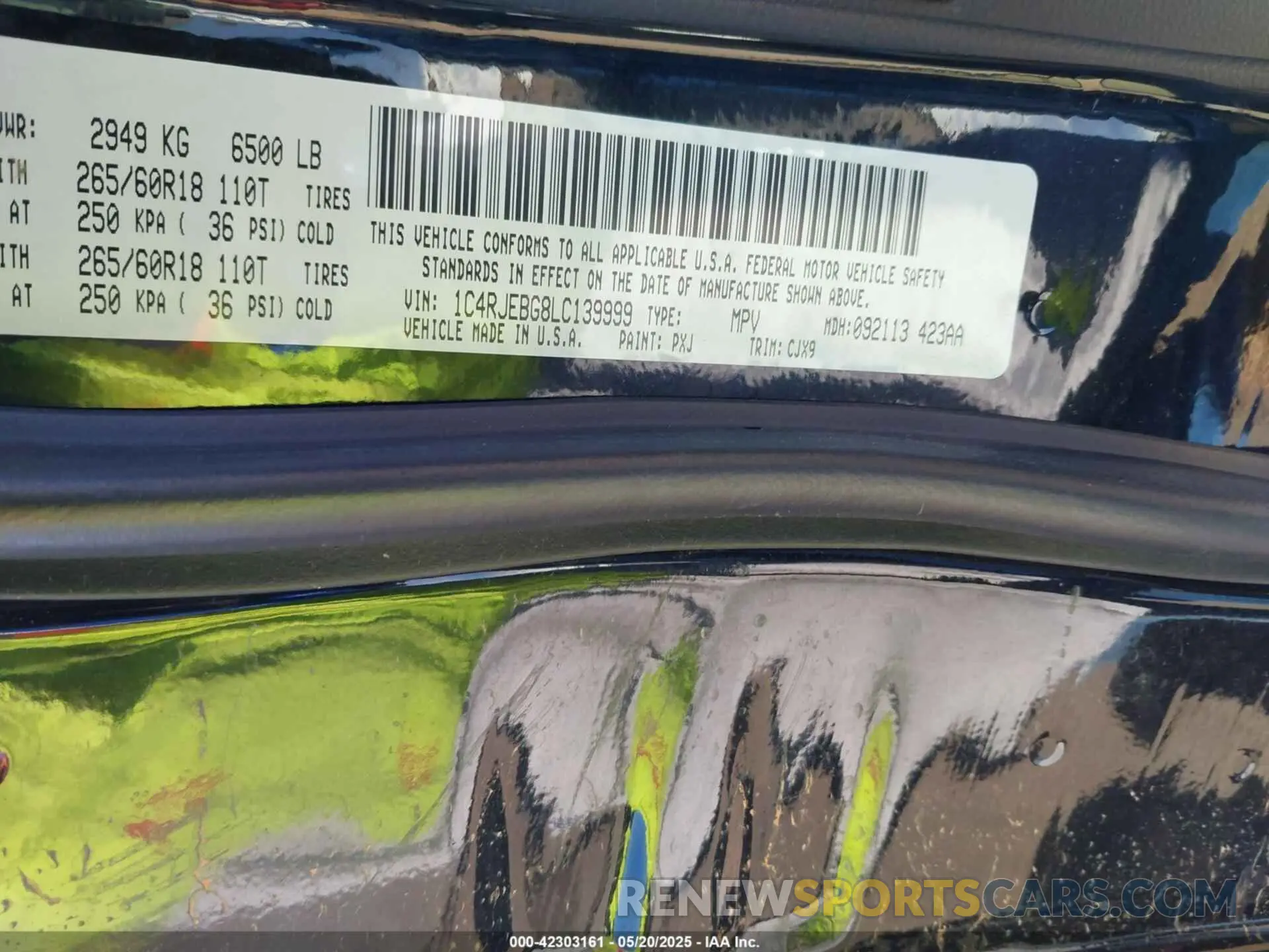 9 Photograph of a damaged car 1C4RJEBG8LC139999 JEEP GRAND CHEROKEE 2020