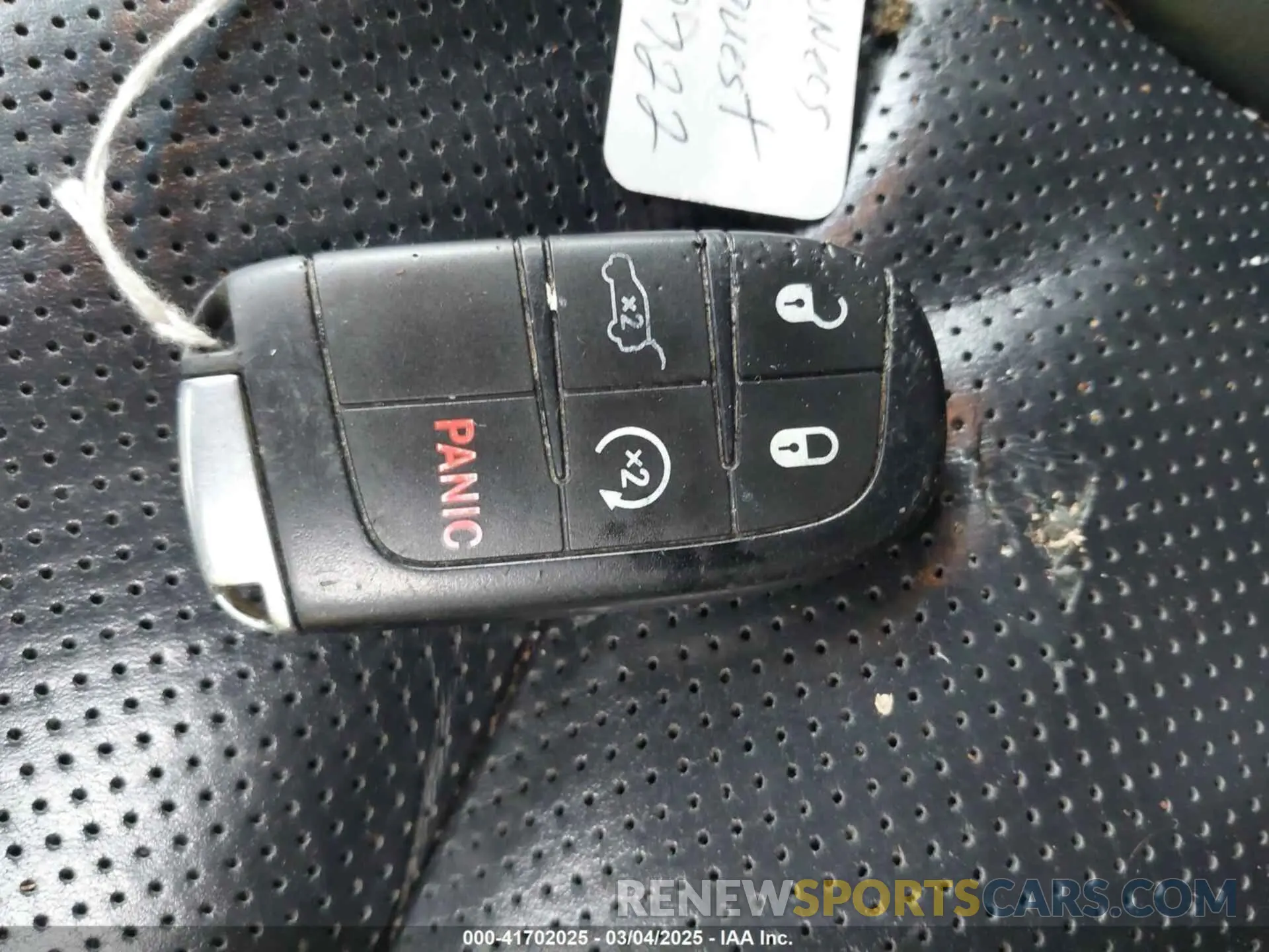 11 Photograph of a damaged car 1C4RJEBG8LC348093 JEEP GRAND CHEROKEE 2020
