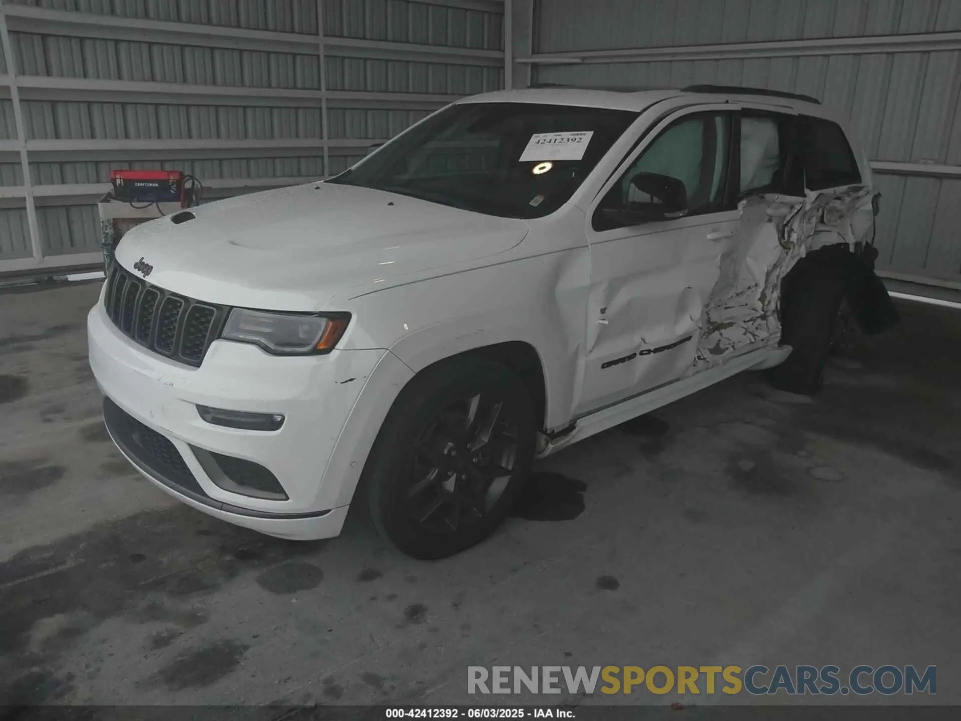 2 Photograph of a damaged car 1C4RJEBGXLC113663 JEEP GRAND CHEROKEE 2020