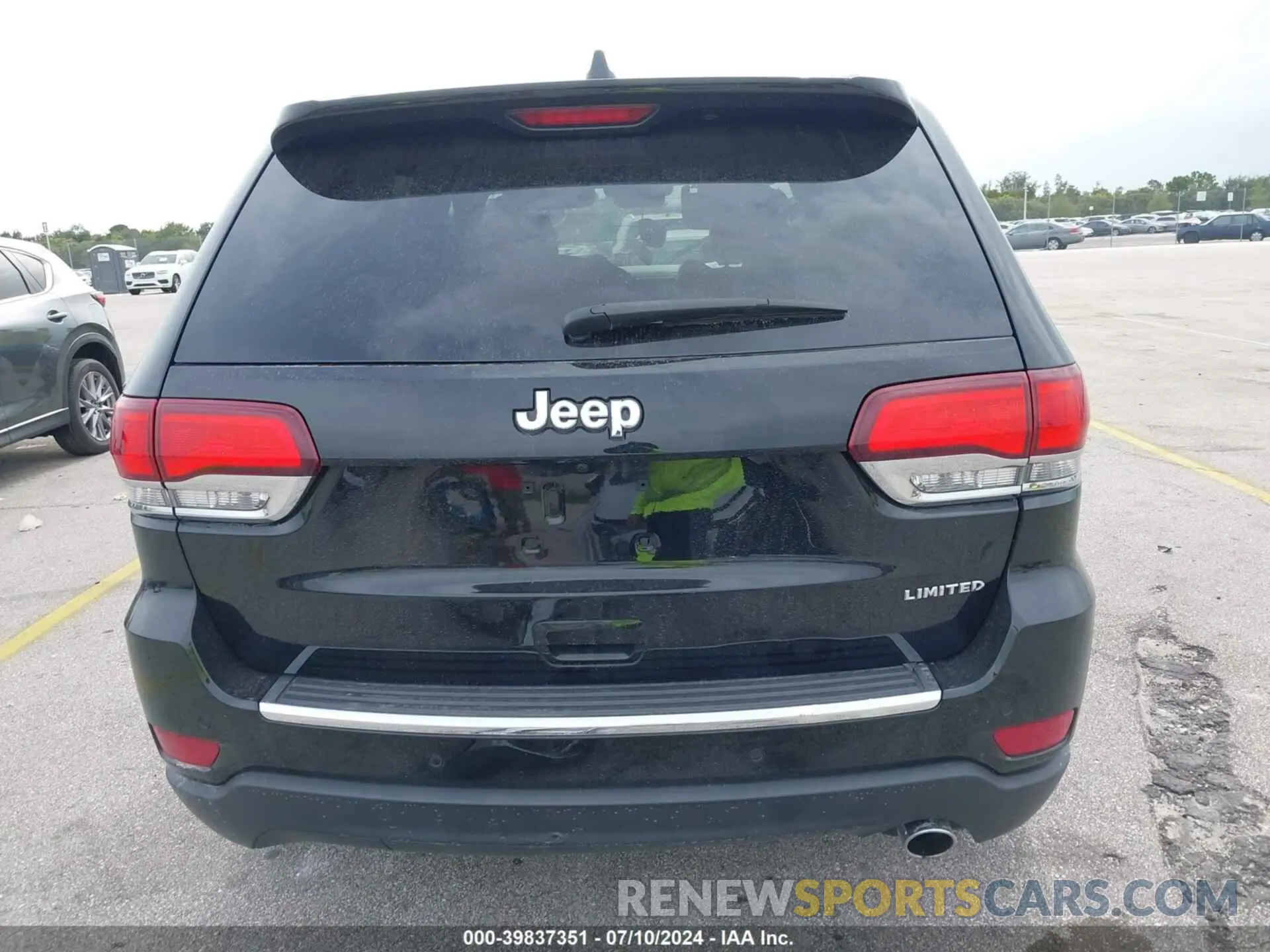 16 Photograph of a damaged car 1C4RJEBGXLC160983 JEEP GRAND CHEROKEE 2020