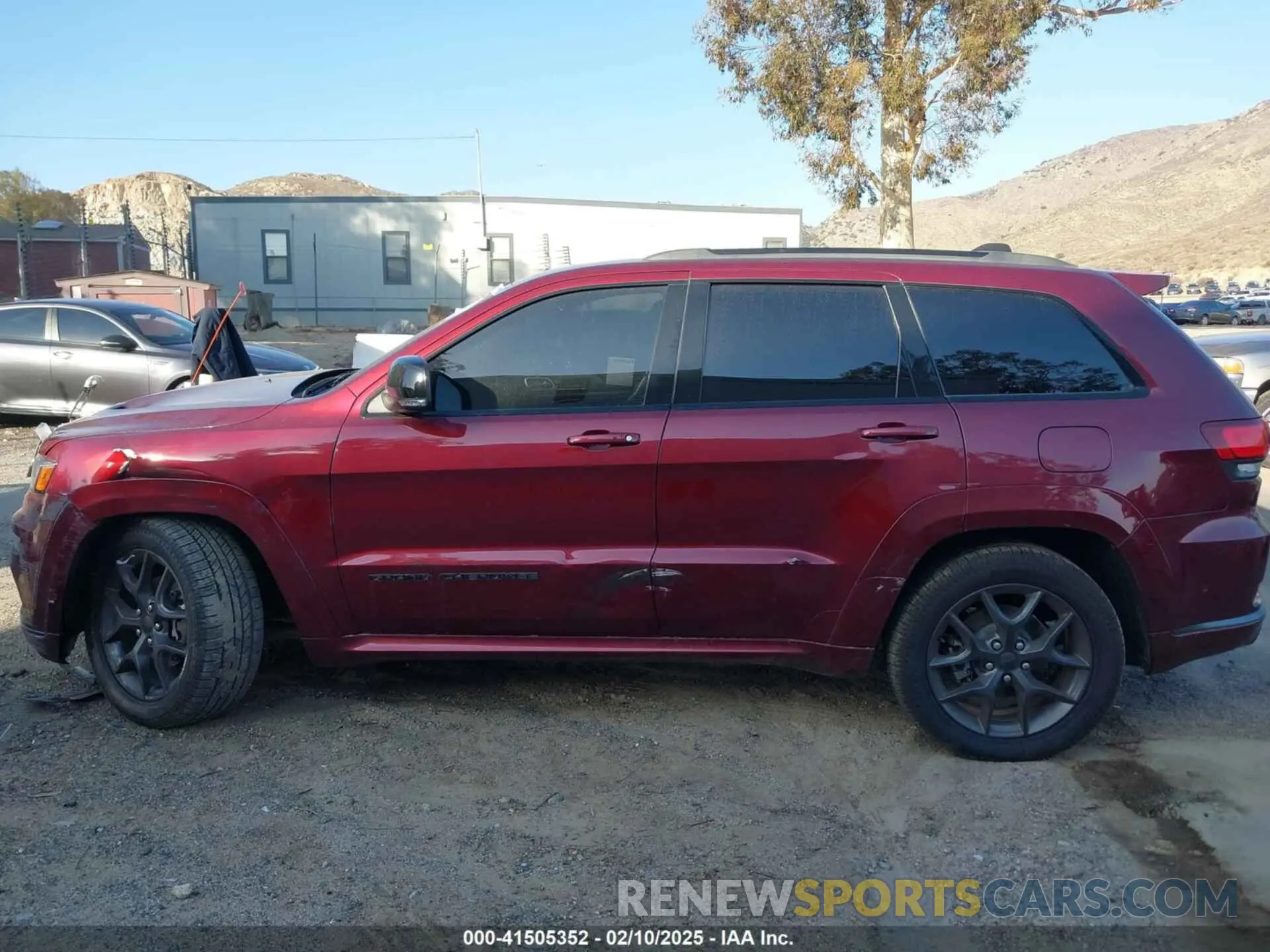 14 Photograph of a damaged car 1C4RJEBGXLC212709 JEEP GRAND CHEROKEE 2020