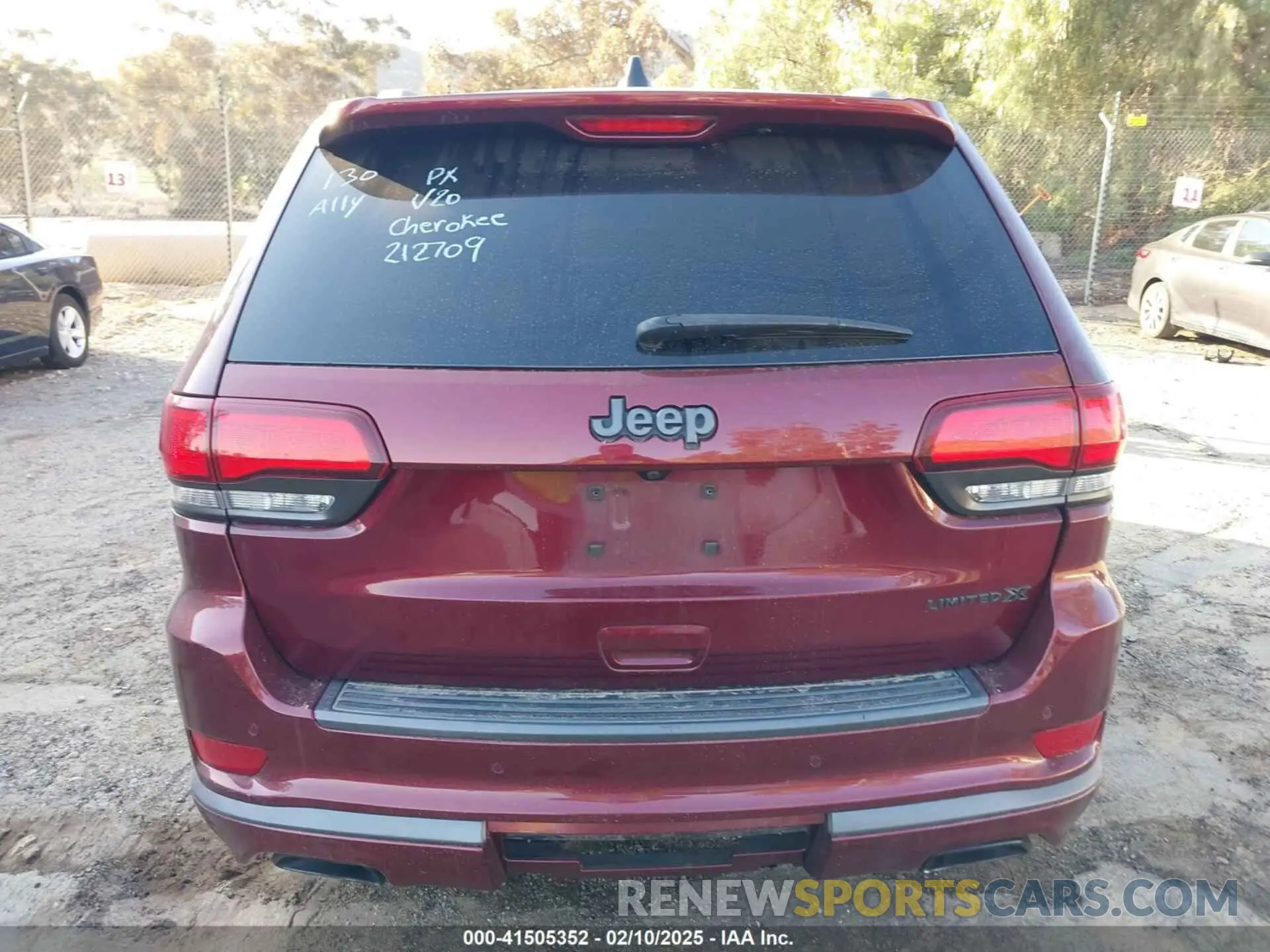 16 Photograph of a damaged car 1C4RJEBGXLC212709 JEEP GRAND CHEROKEE 2020