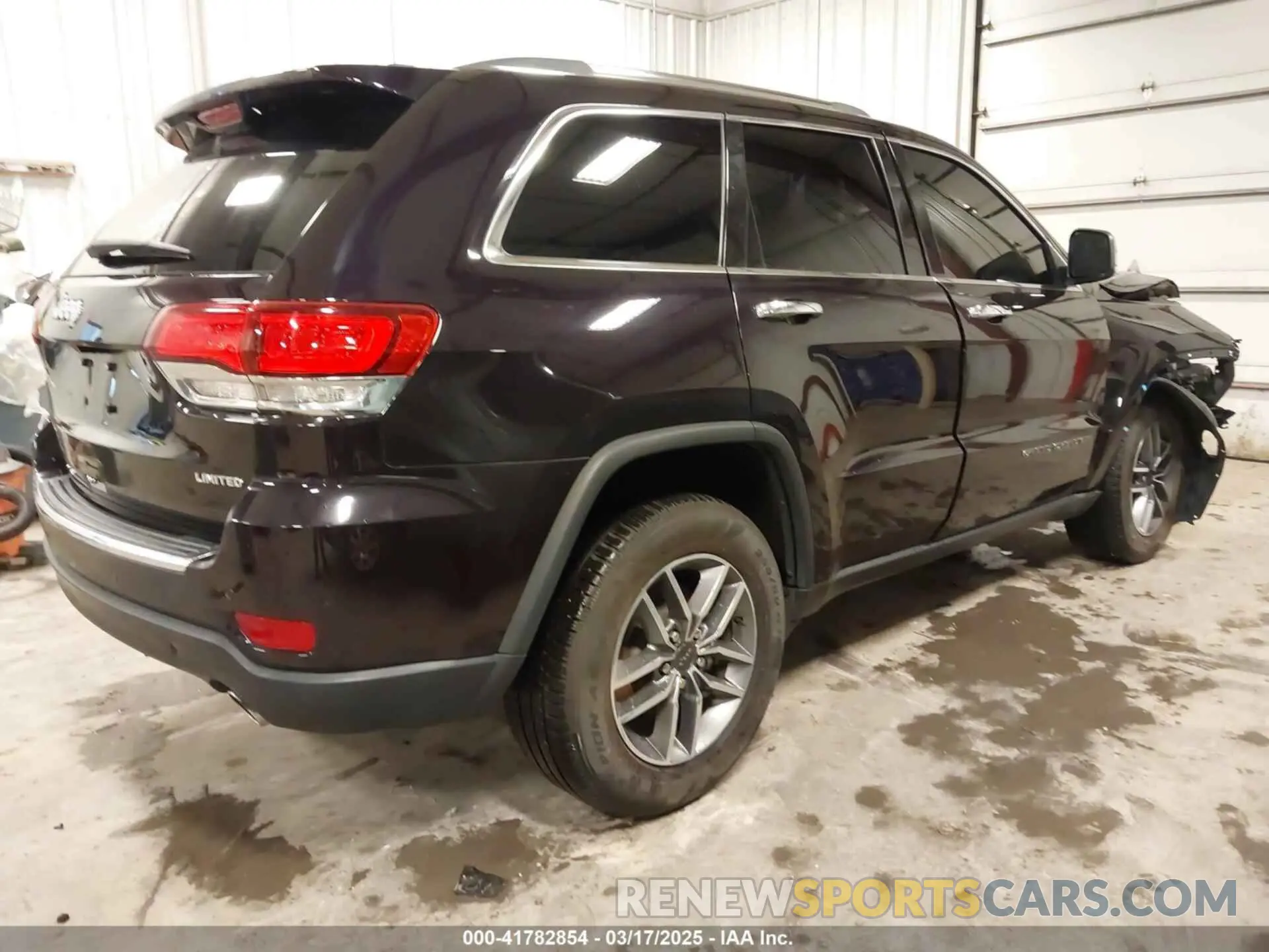 4 Photograph of a damaged car 1C4RJEBGXLC300739 JEEP GRAND CHEROKEE 2020
