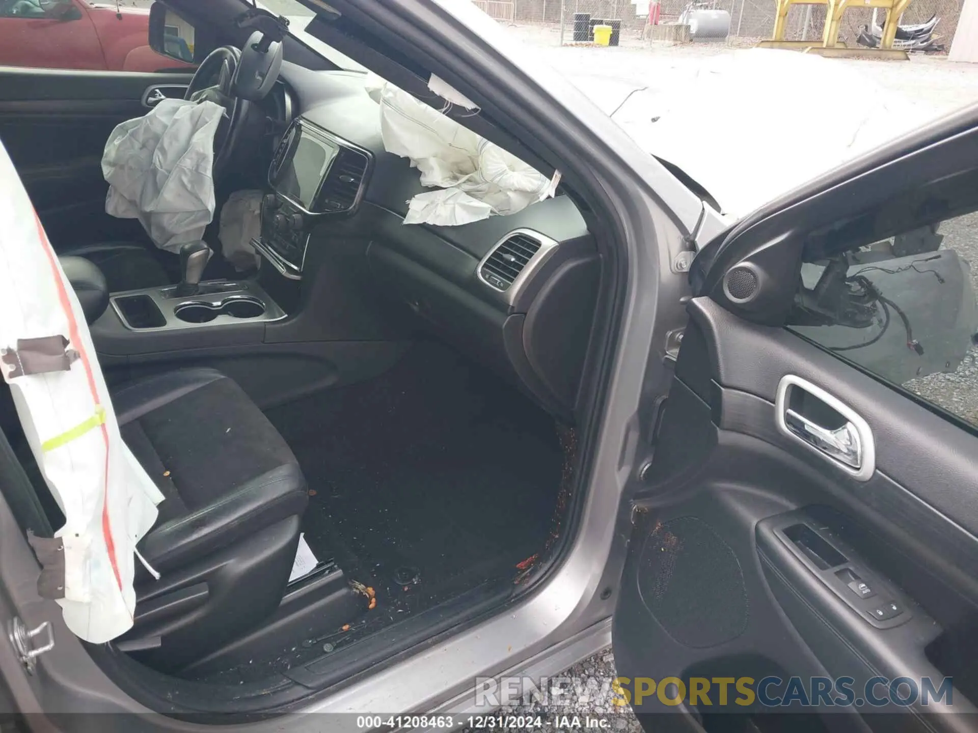 5 Photograph of a damaged car 1C4RJFAG0LC170722 JEEP GRAND CHEROKEE 2020