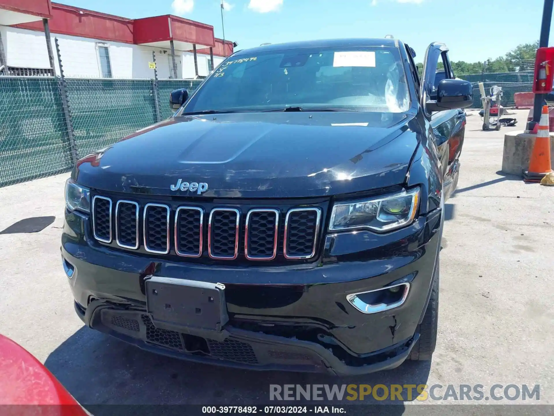 12 Photograph of a damaged car 1C4RJFAG0LC177346 JEEP GRAND CHEROKEE 2020