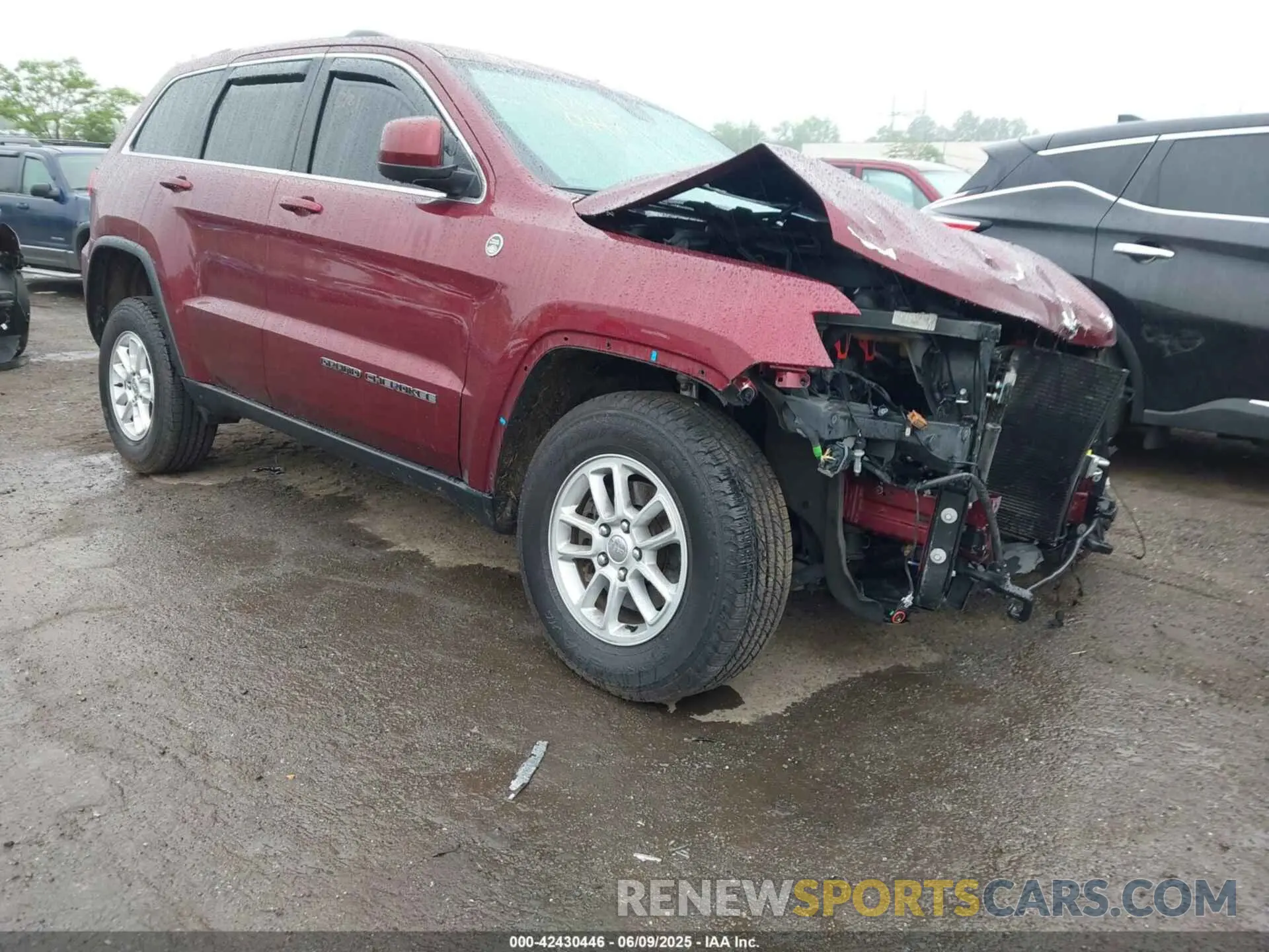 1 Photograph of a damaged car 1C4RJFAG1LC211424 JEEP GRAND CHEROKEE 2020