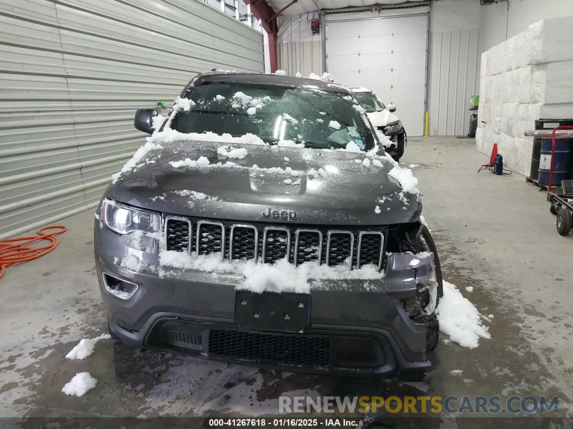 12 Photograph of a damaged car 1C4RJFAG1LC217756 JEEP GRAND CHEROKEE 2020