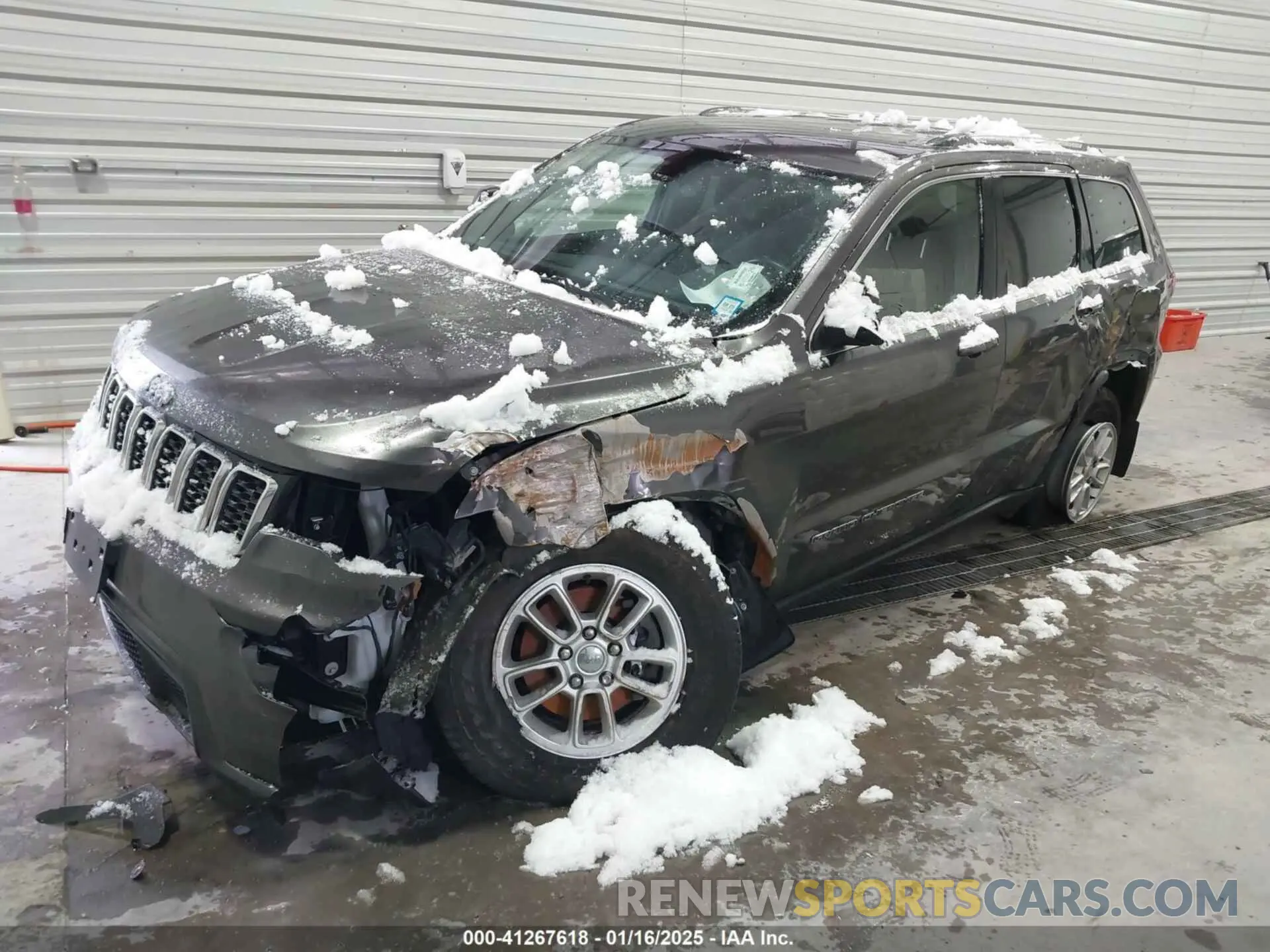 2 Photograph of a damaged car 1C4RJFAG1LC217756 JEEP GRAND CHEROKEE 2020