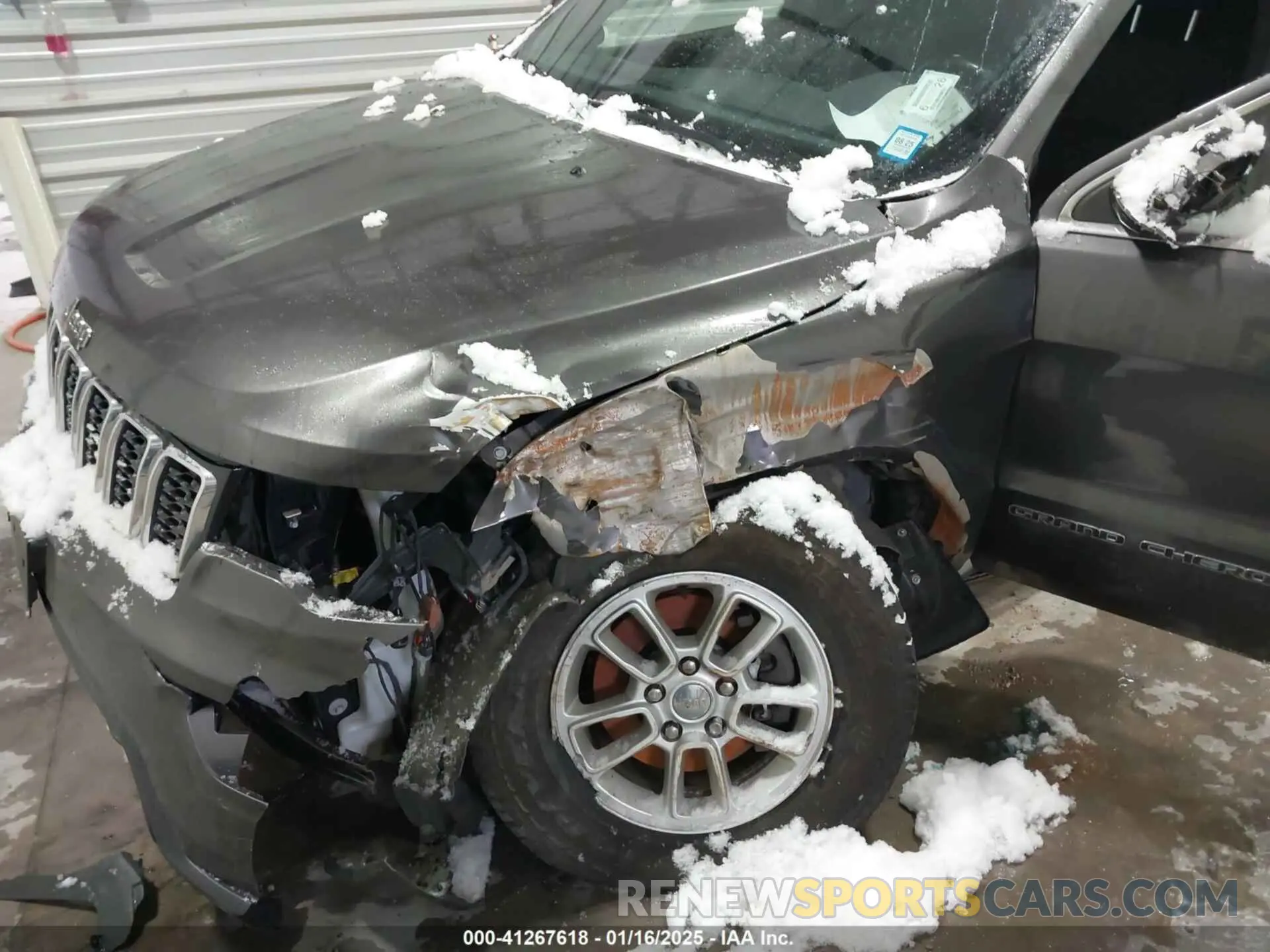 6 Photograph of a damaged car 1C4RJFAG1LC217756 JEEP GRAND CHEROKEE 2020